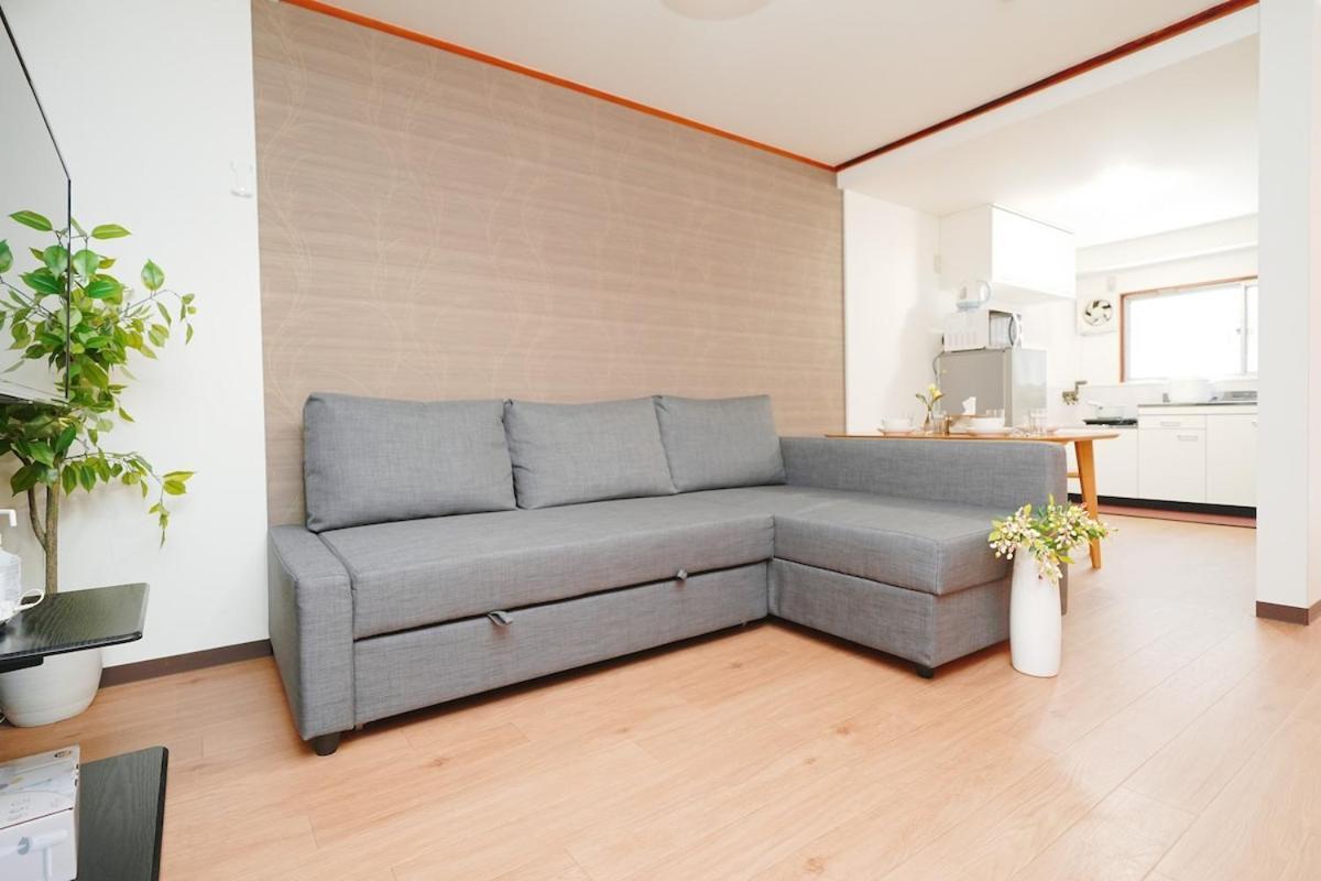 Apartment Namba Shinsaibashi Heriju Osaka