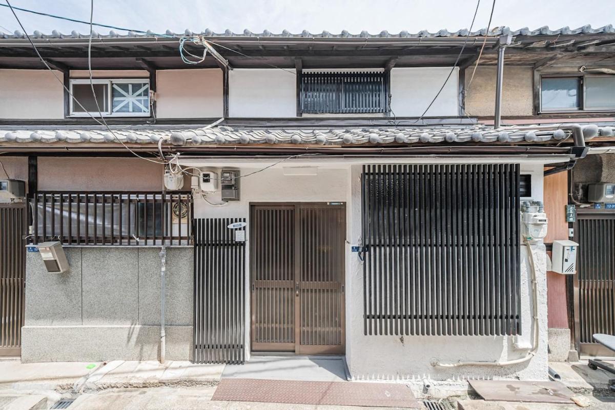 Namba Shinsaibashi Heriju Apartment *