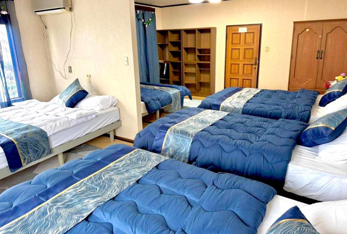 Holiday home Mito House Up To 28 Pax Free Bus & Breakfast Osaka