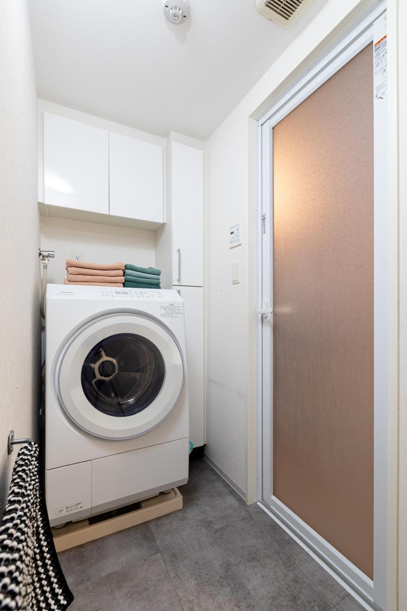 Apartment Namba 2 Bedroom Apartment, 1 Min To Nippombashi