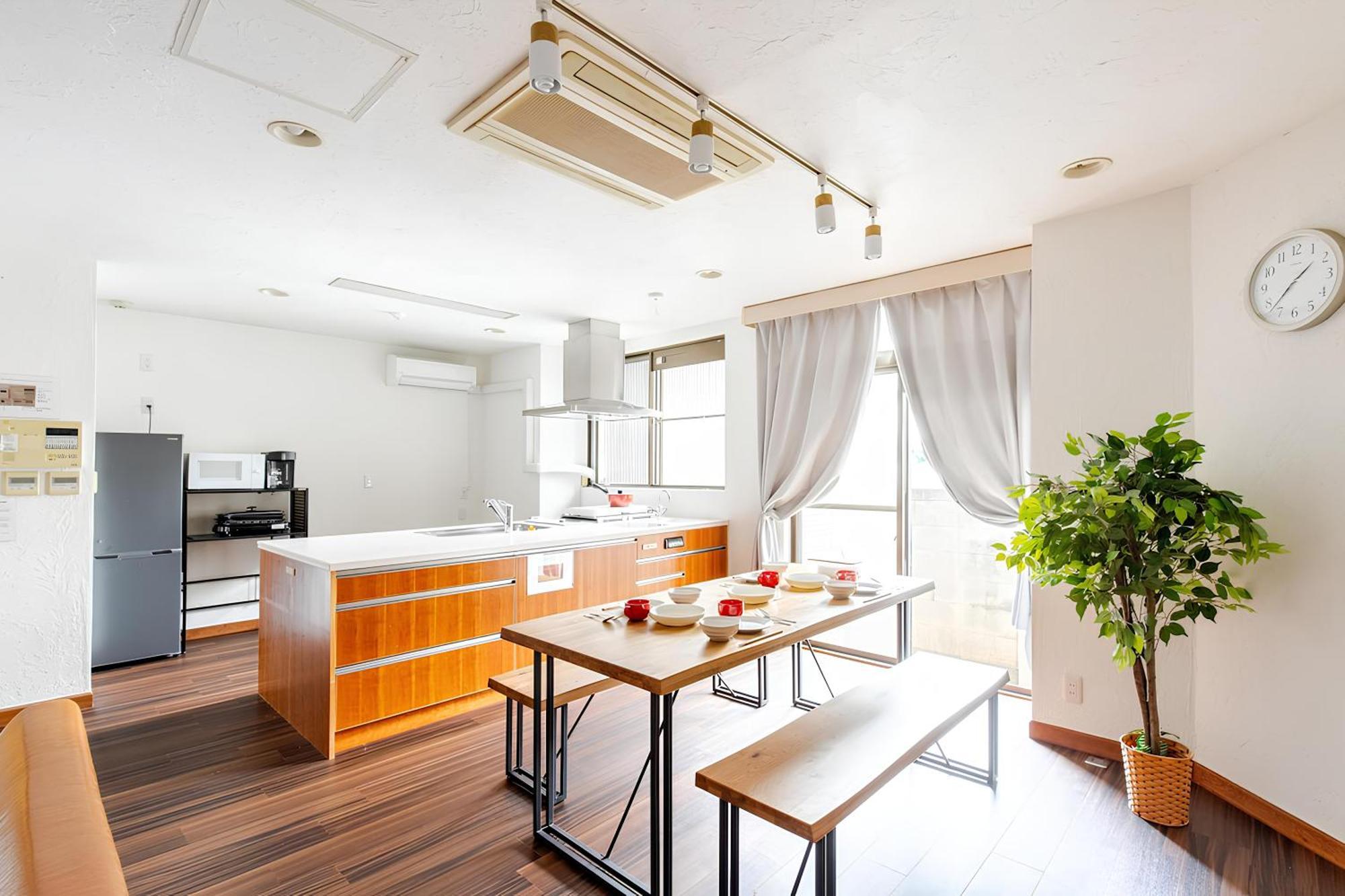 【150㎡over/ジャグジー有】大人数でも快適のプレミアム空間 Apartment Osaka