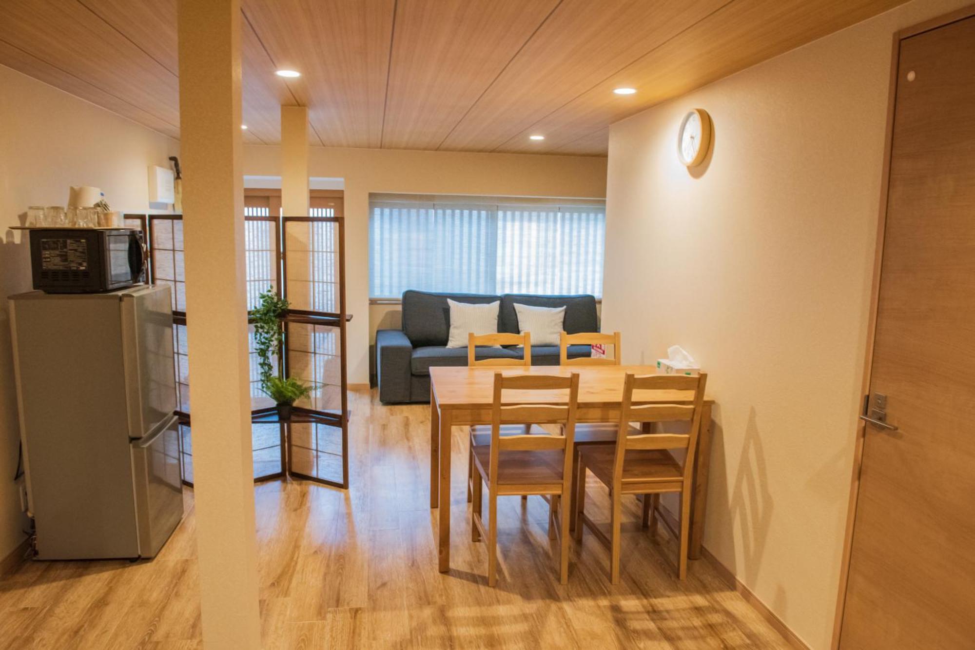 Holiday home Tsuruhashi-7min 6ppl House Koreatown Namba Hudie
