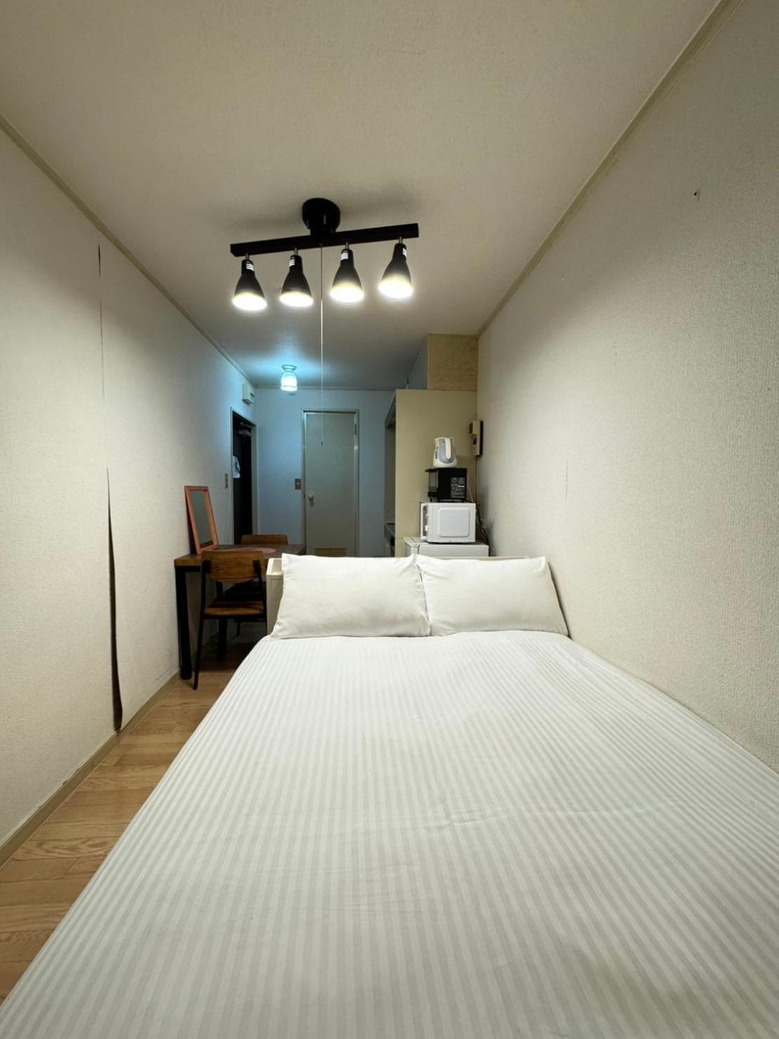 Apartment Multi Nipponbashi 33 *