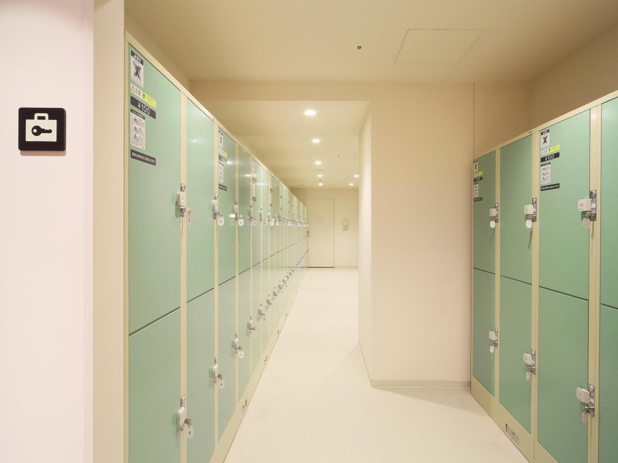 Universal Port Hotel 4*