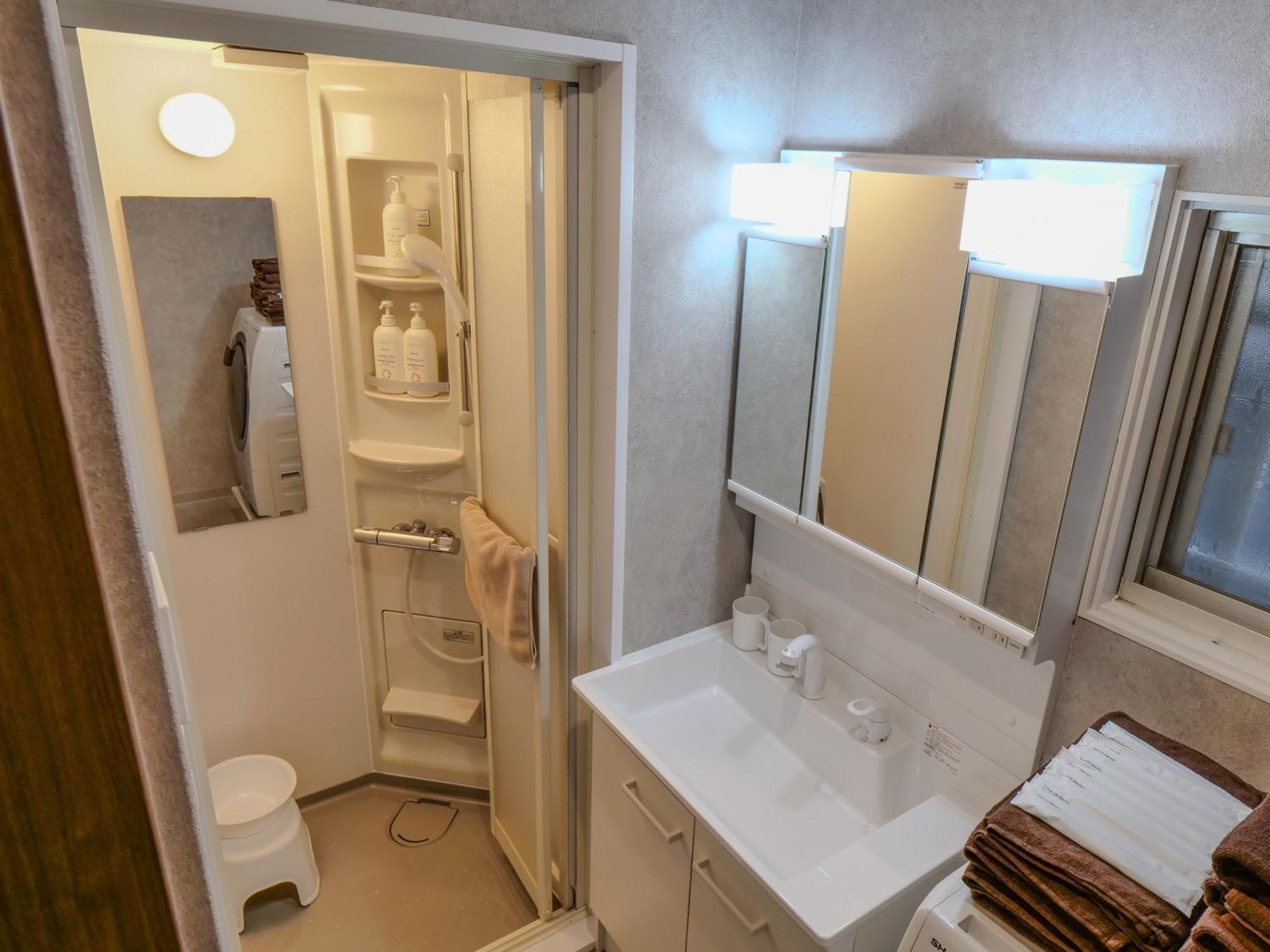 Te House Osaka-tennoji * Osaka
