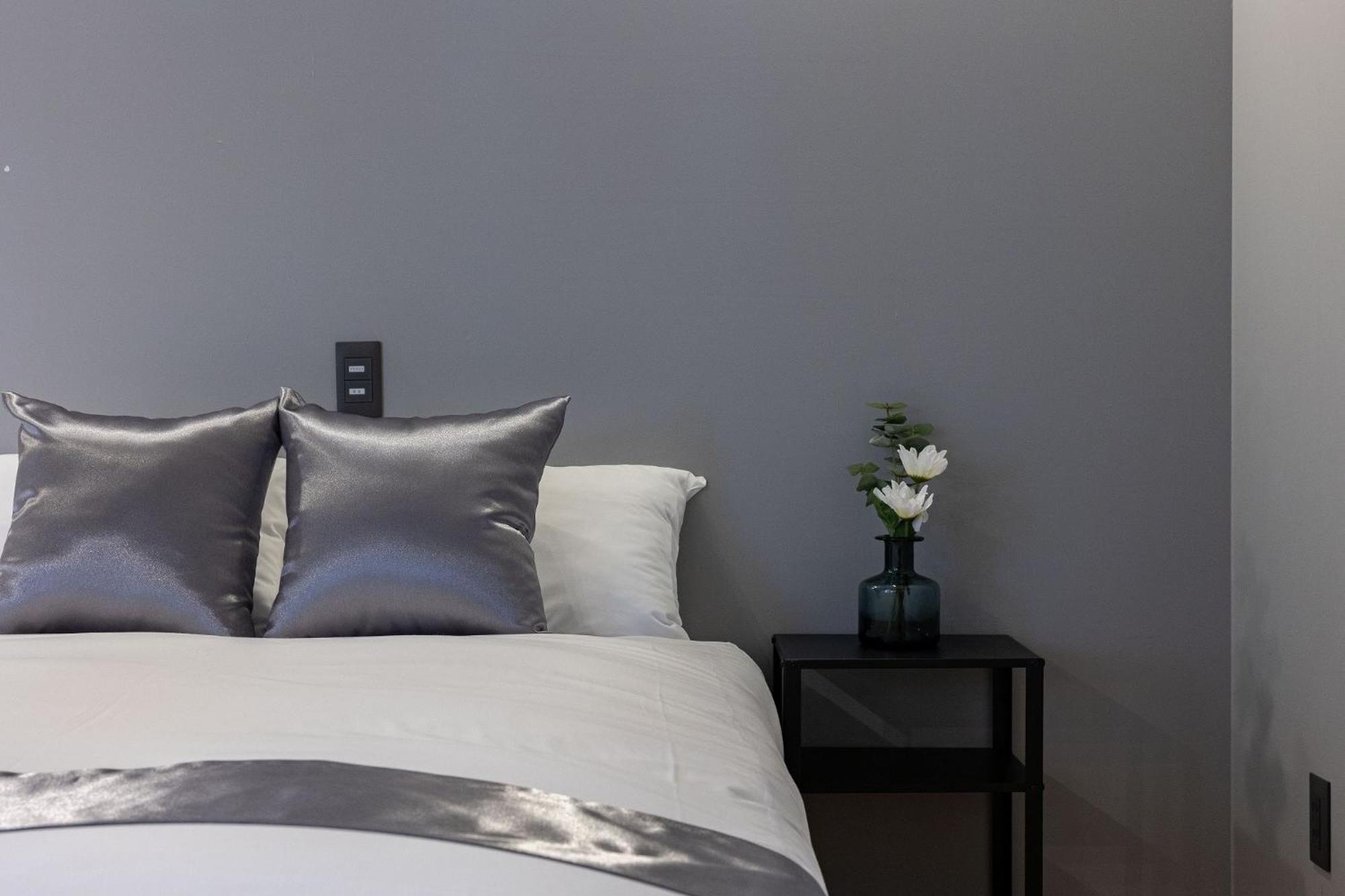 Bijou Velvet Apartamento Osaka