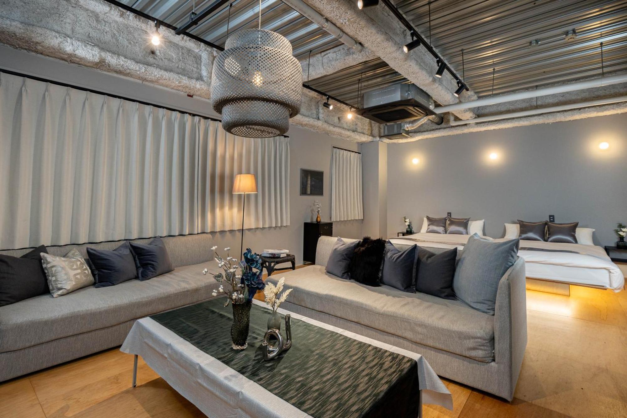 Bijou Velvet Apartamento Osaka