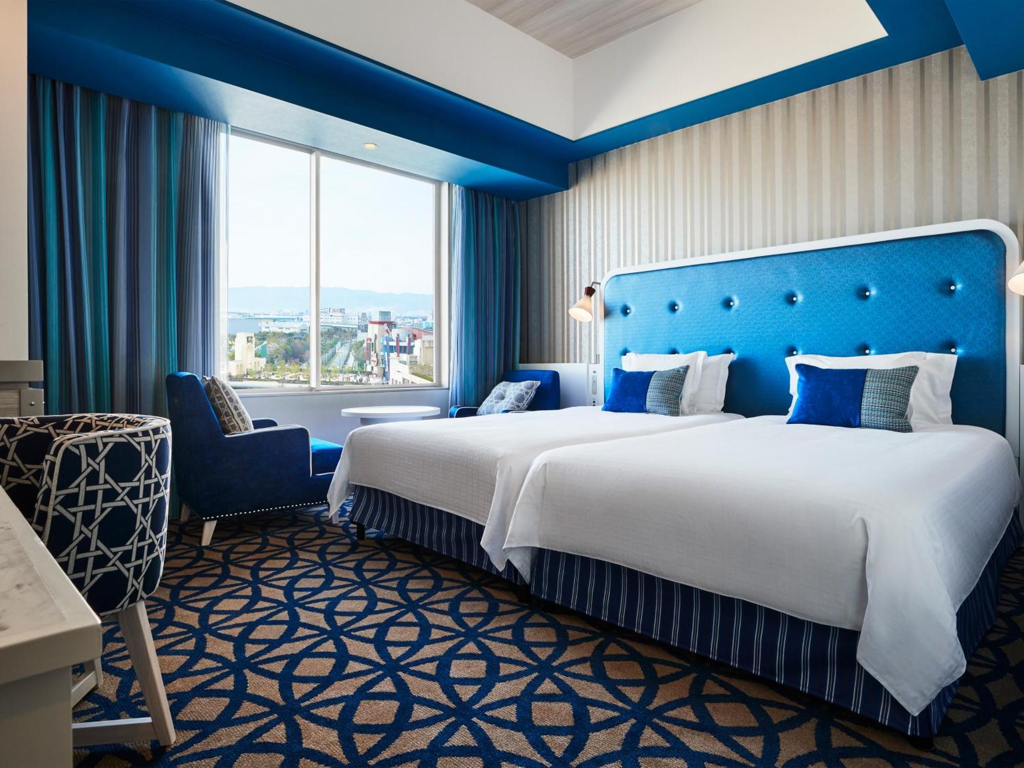 Hotel Universal Port 4*