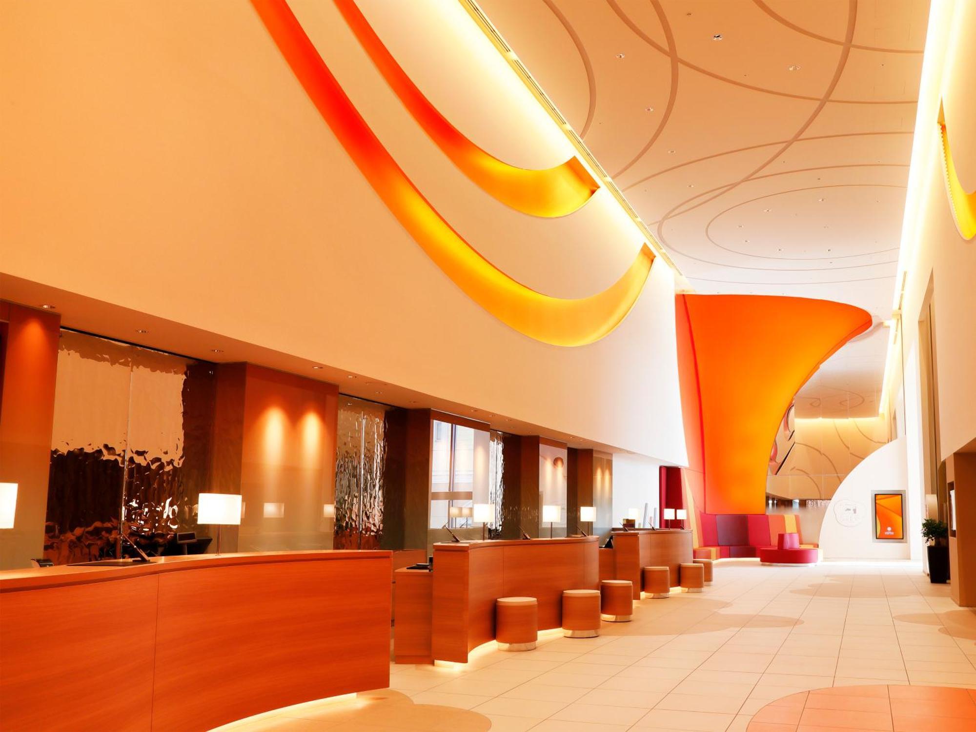 Universal Port Hotel 4*