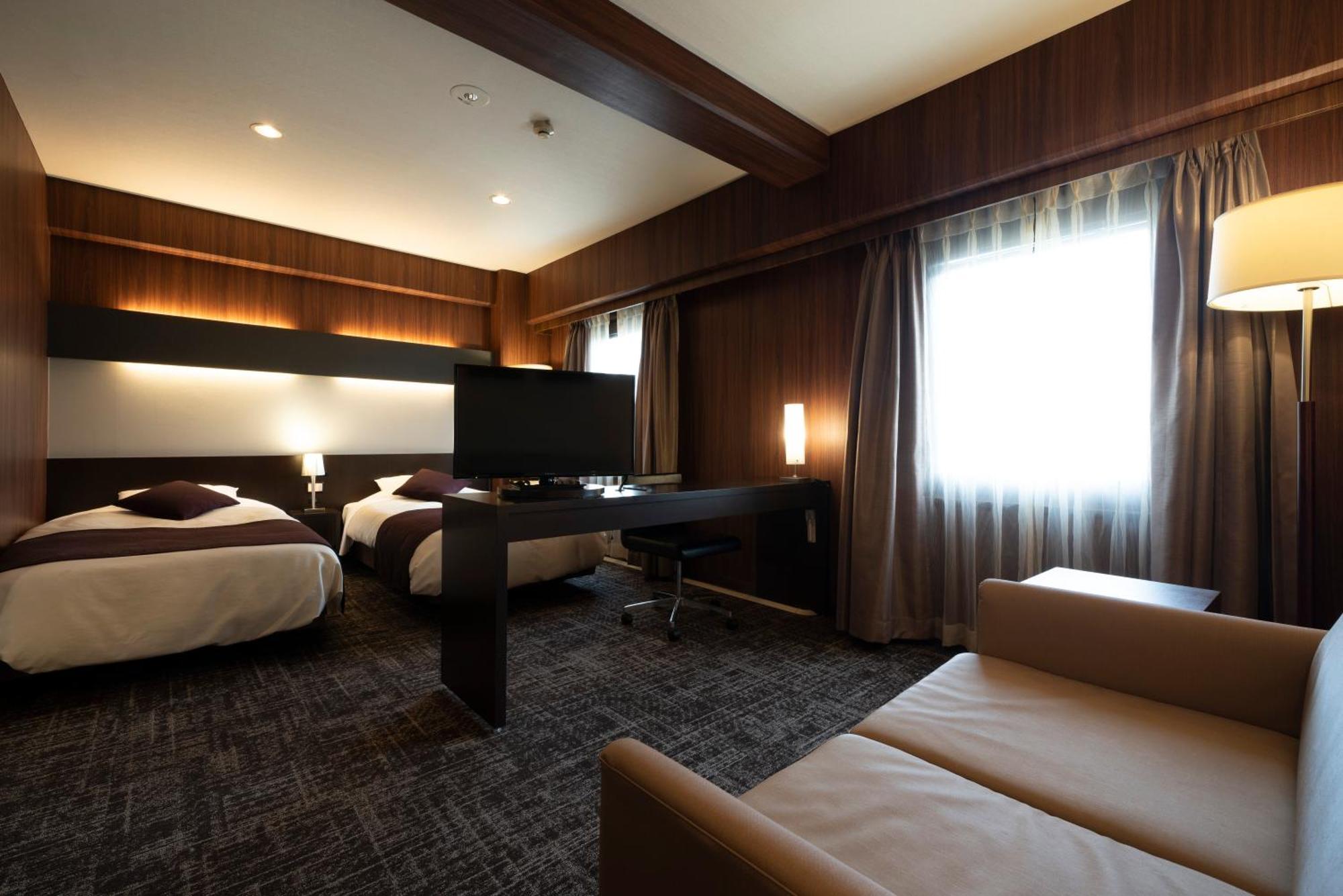 Binario Umeda 4*