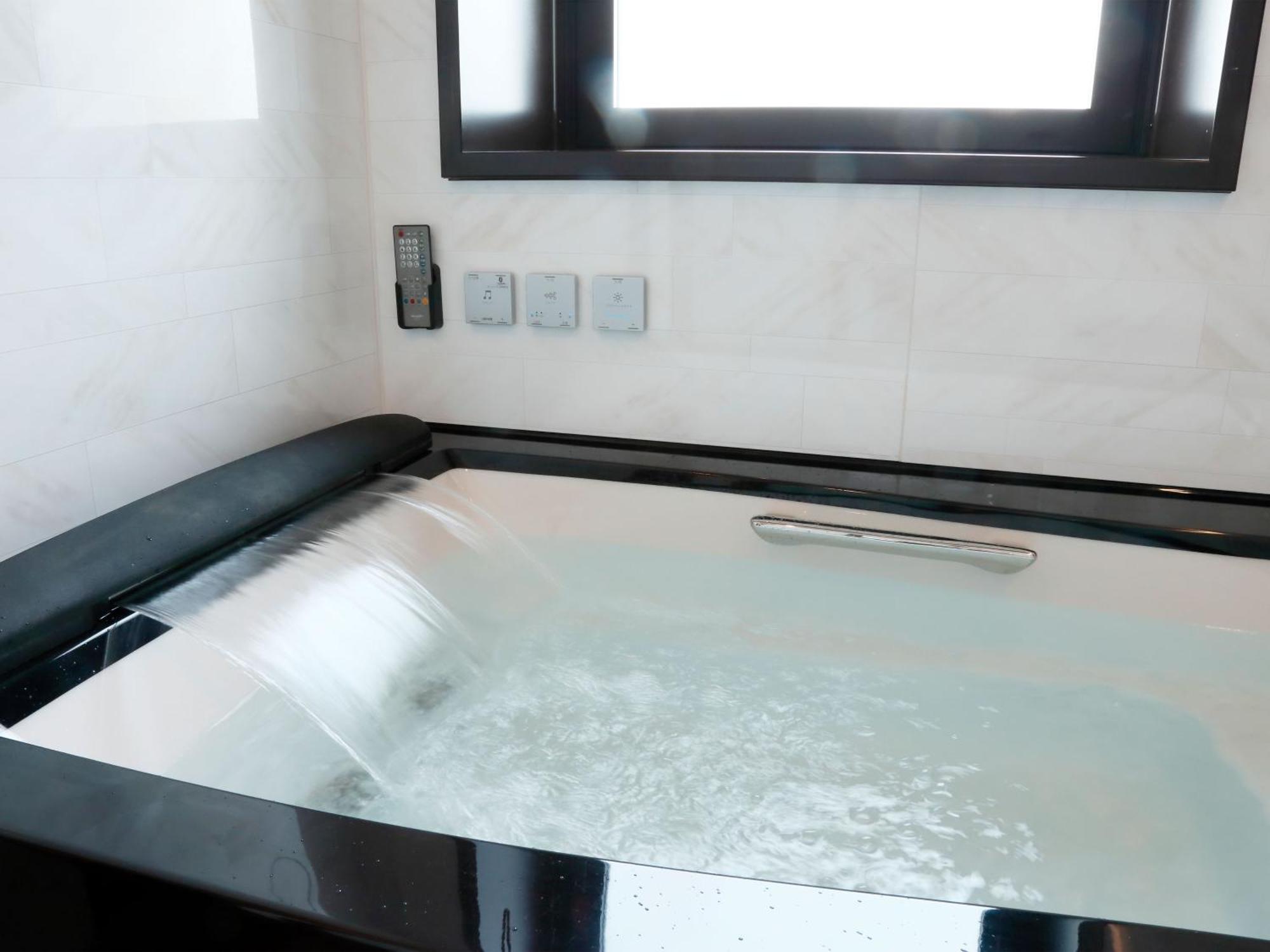 Hotel Universal Port 4*