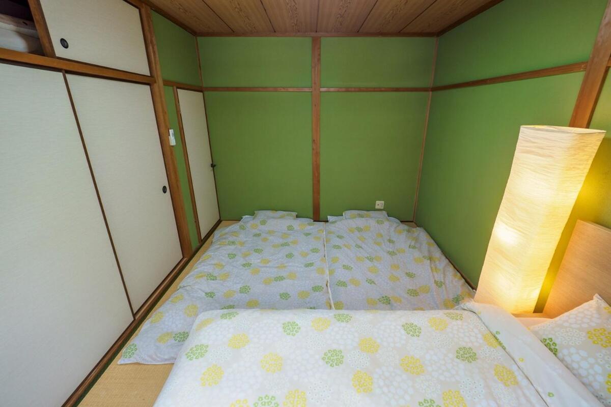 Sakura House *