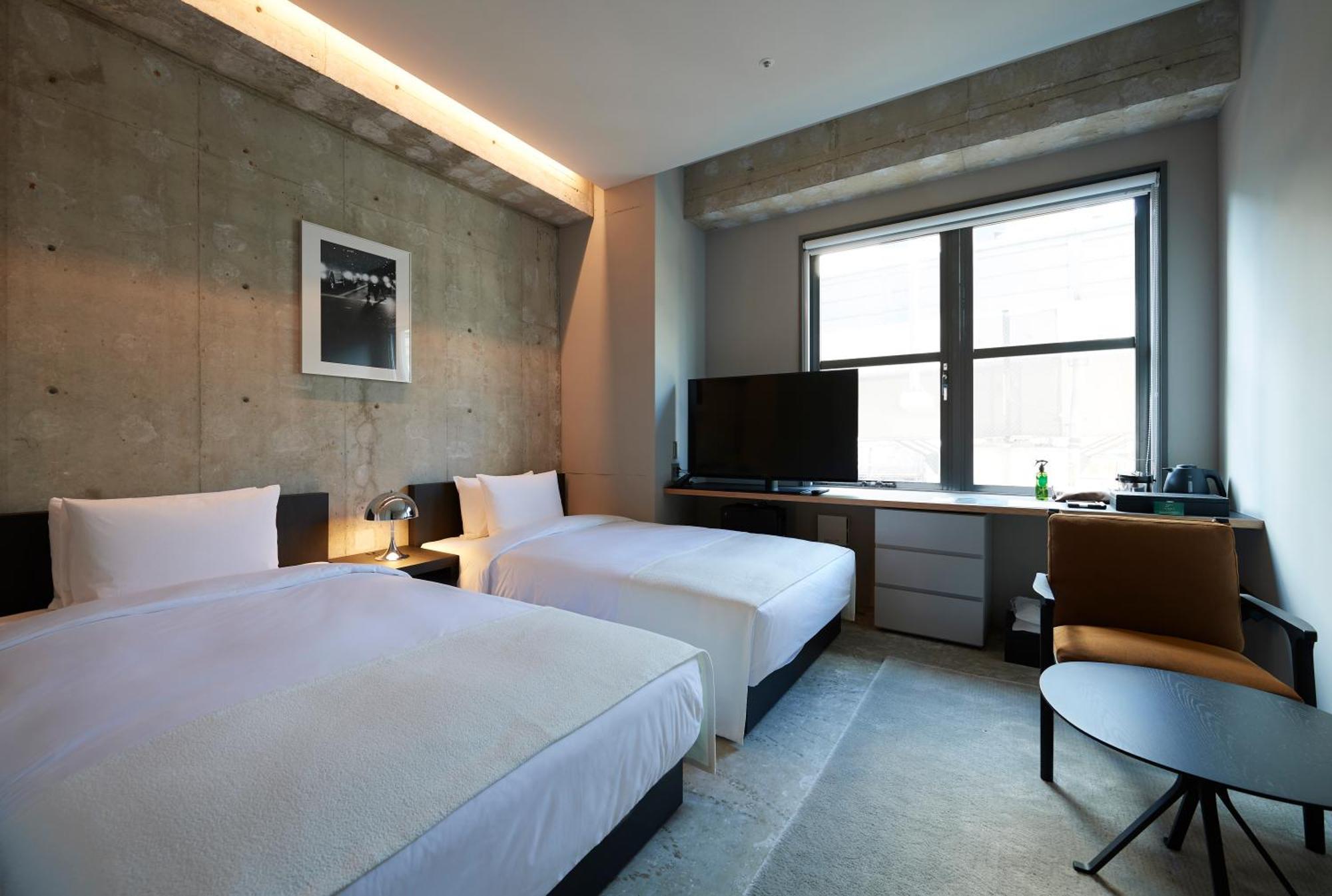Tones Hotel