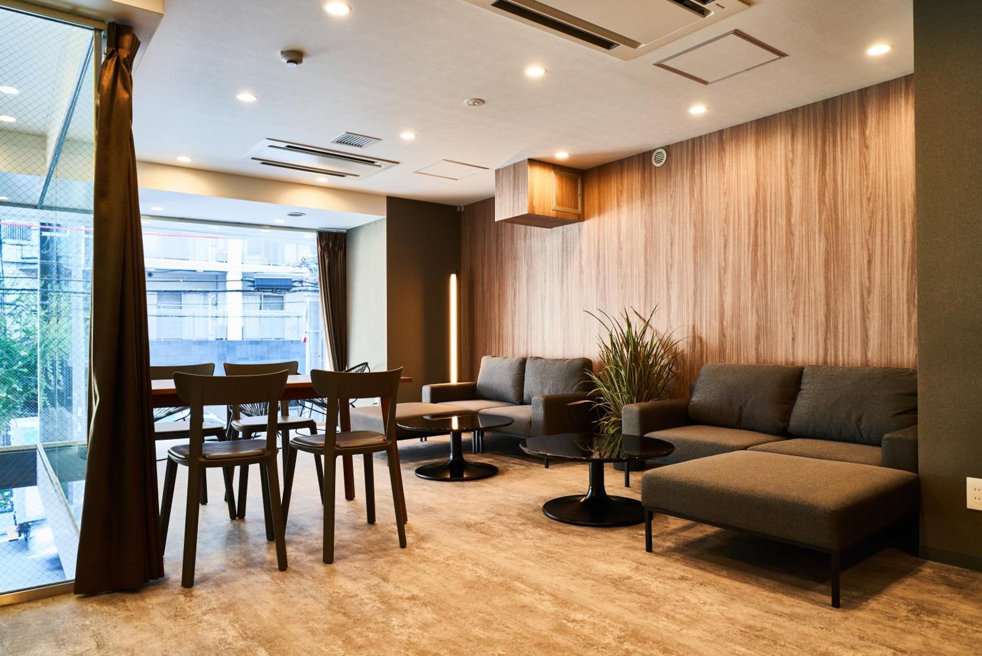 &and Shinsaibashi East Hostel