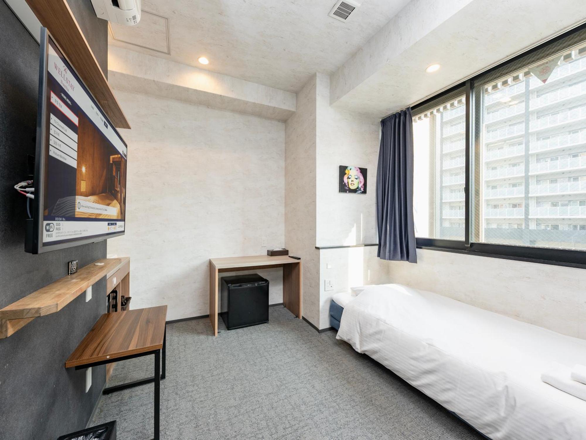 Hotel Wellstay Namba 3*