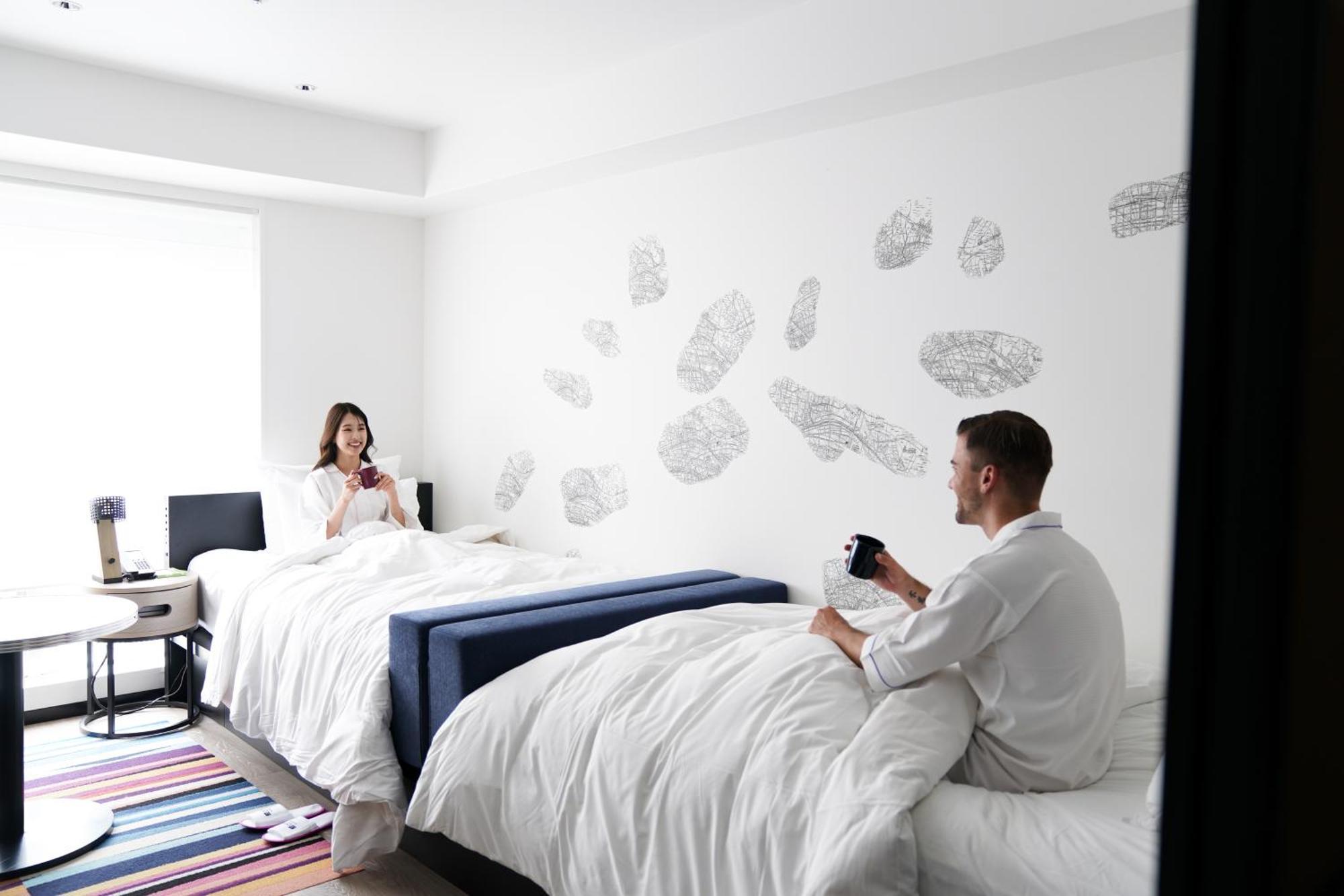 Aloft Dojima Hotel
