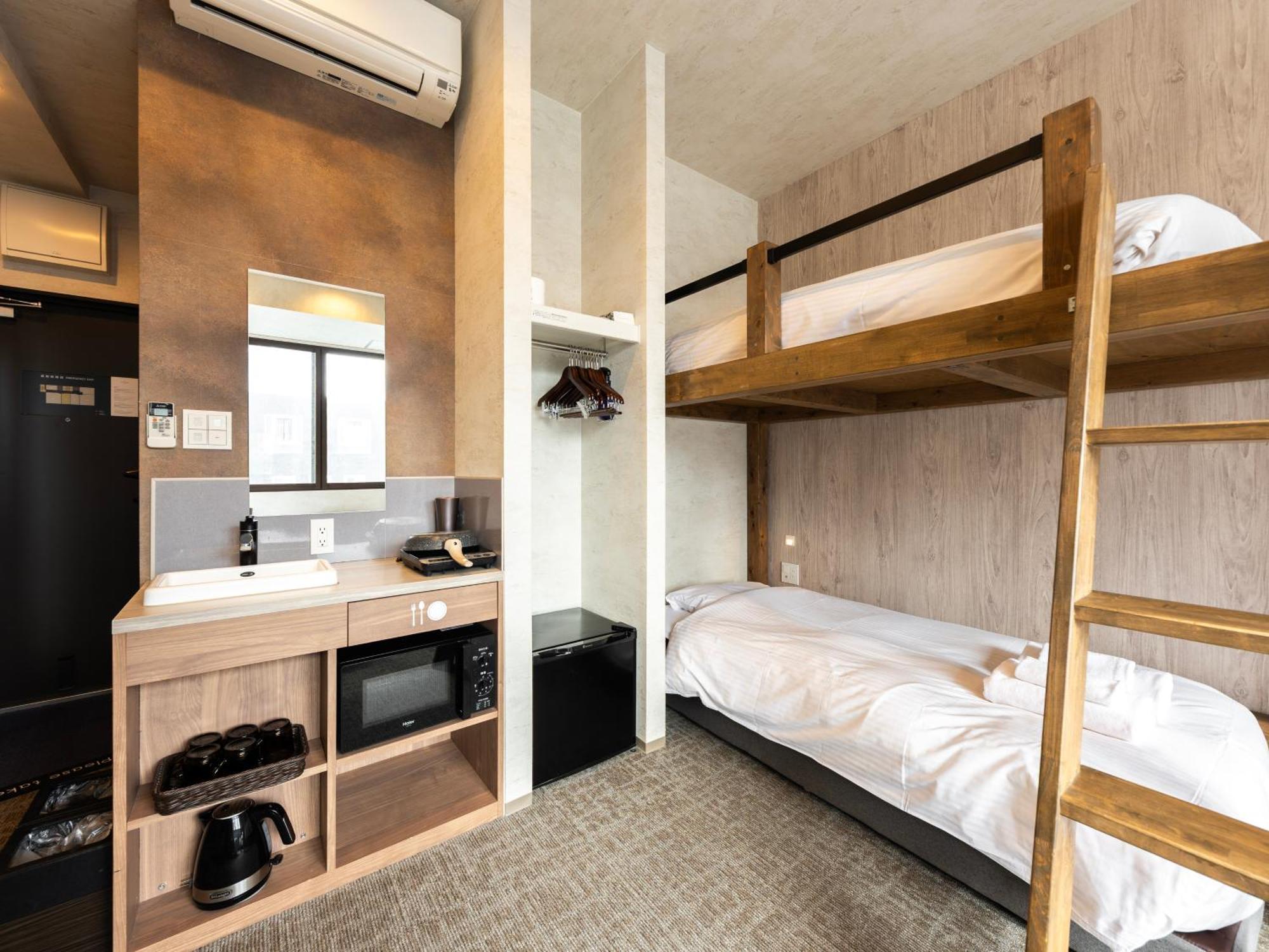 Hotel Wellstay Namba 3*