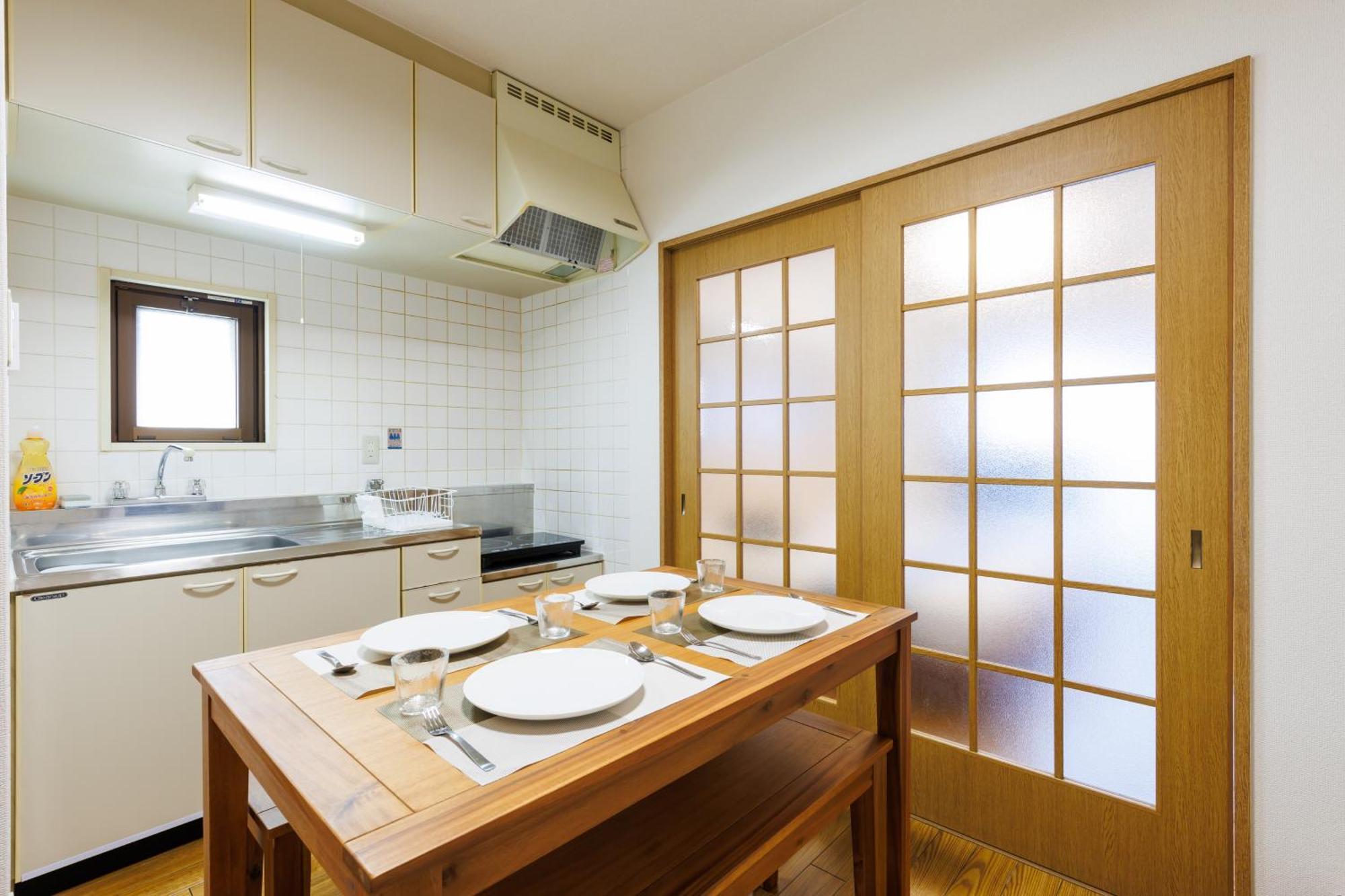 Shippo Town Nishiohashi-eki Apartment
