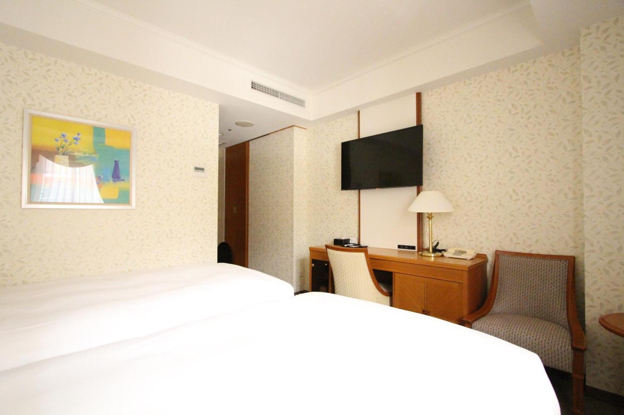 Hotel Koko Shinsaibashi 4*