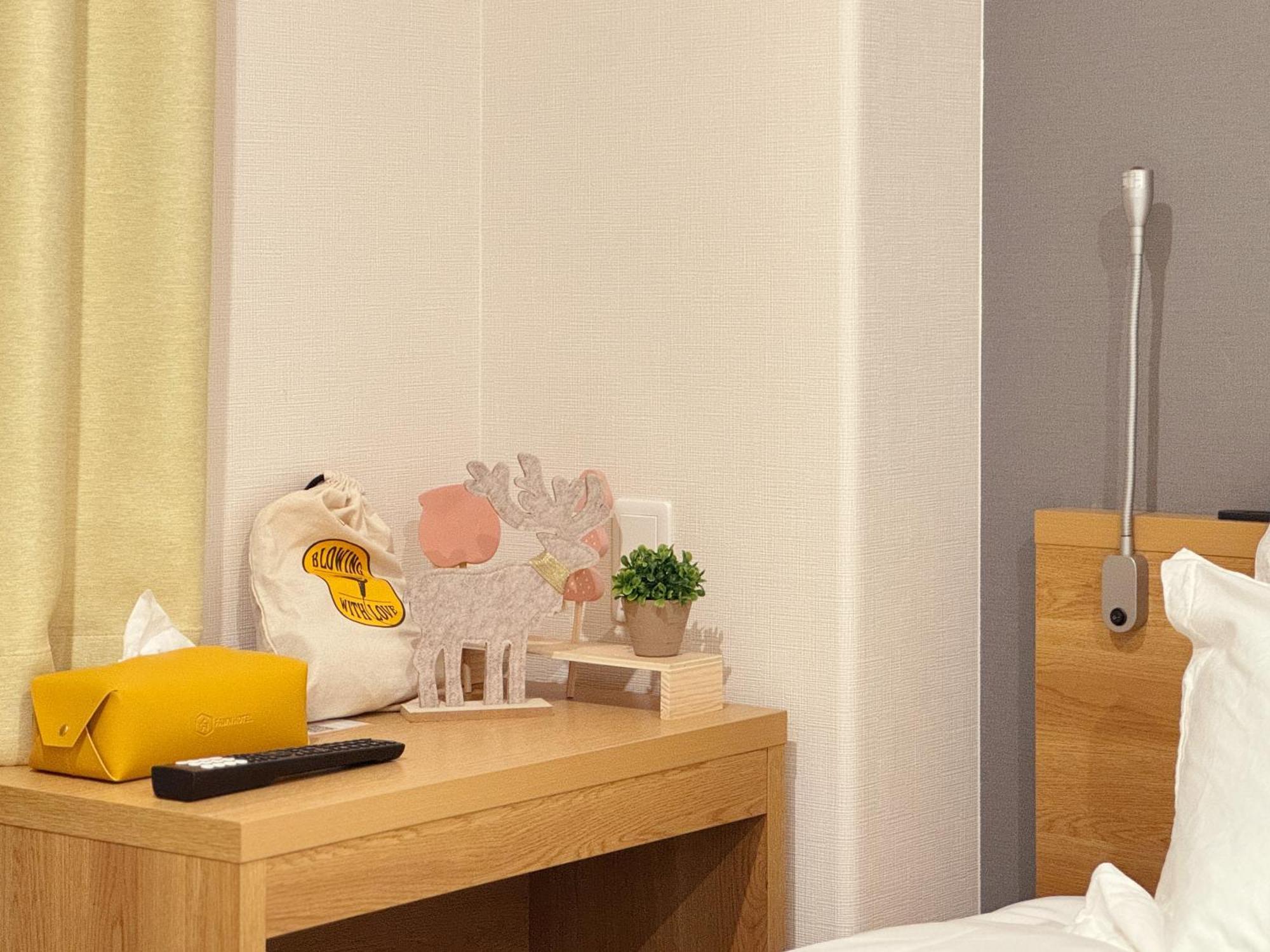 Fawn Hotel Osaka
