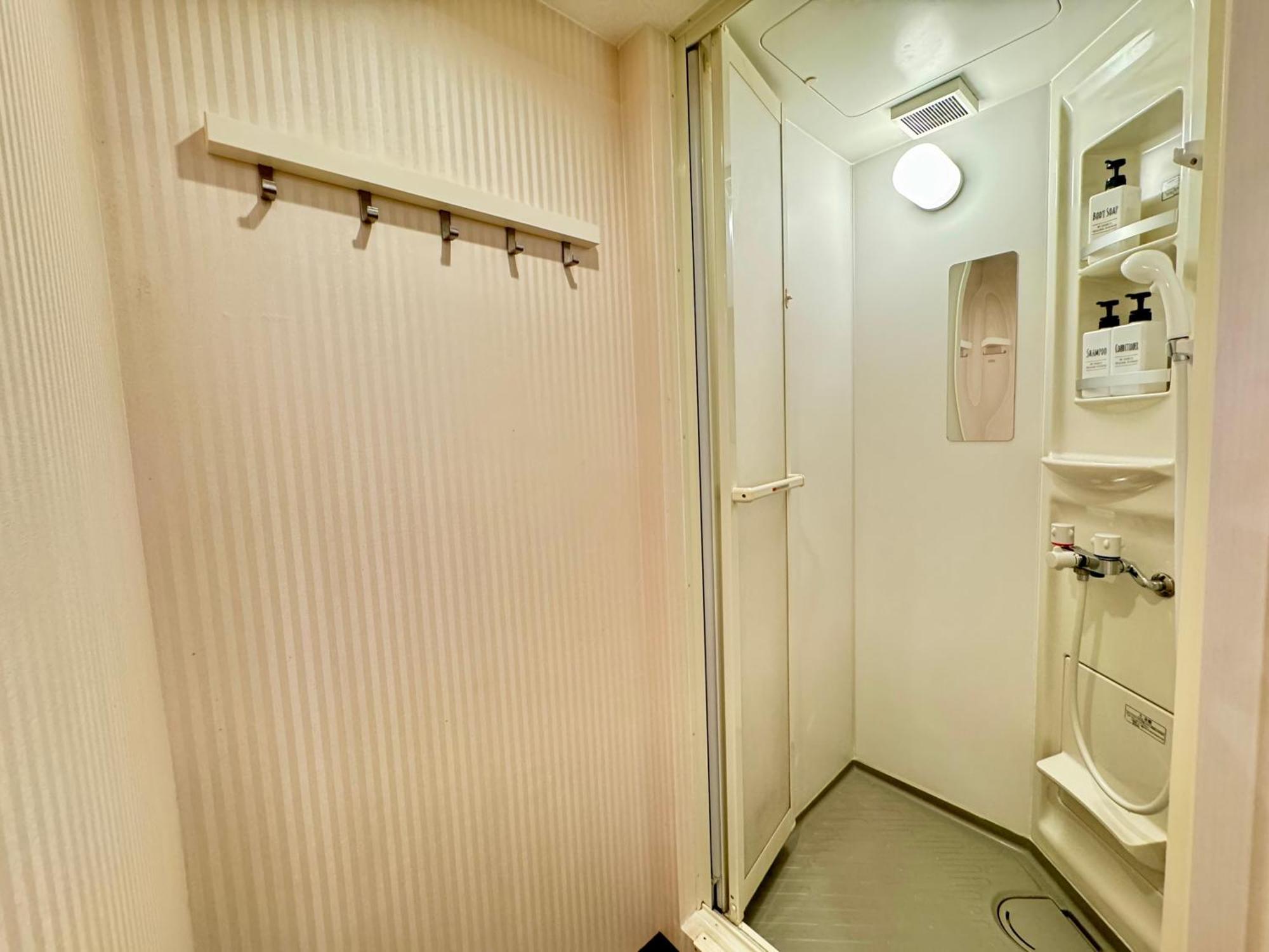 Orange House Apartment *