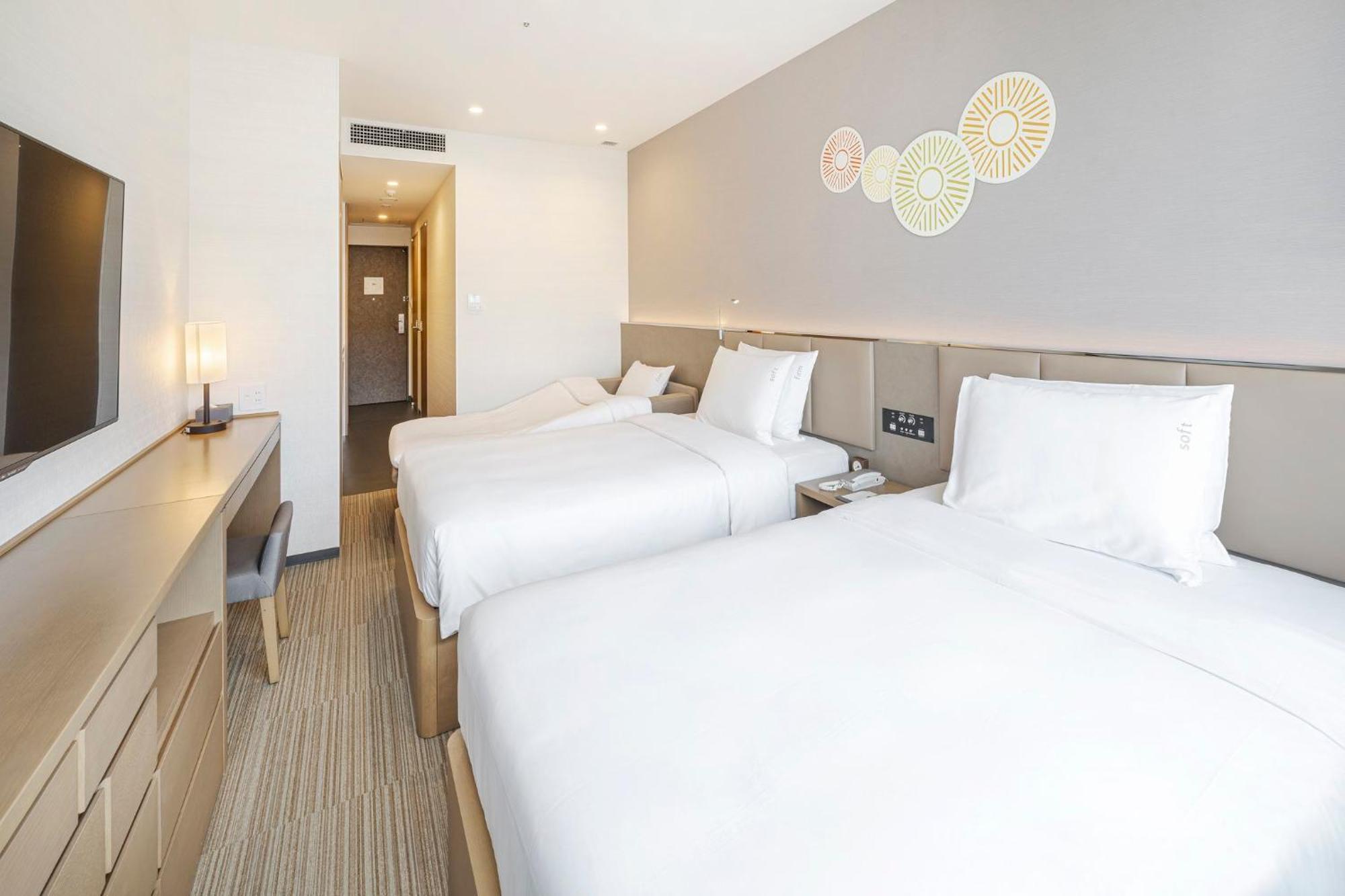 Hotel & Shin By Ihg 4*