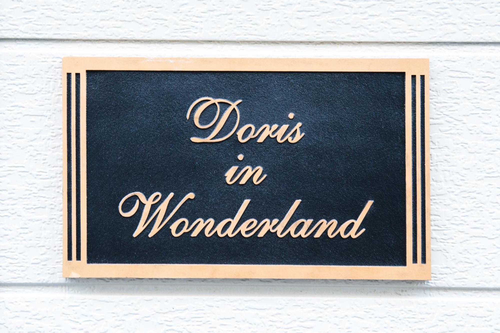 Dris In Wonderland Apartment Osaka