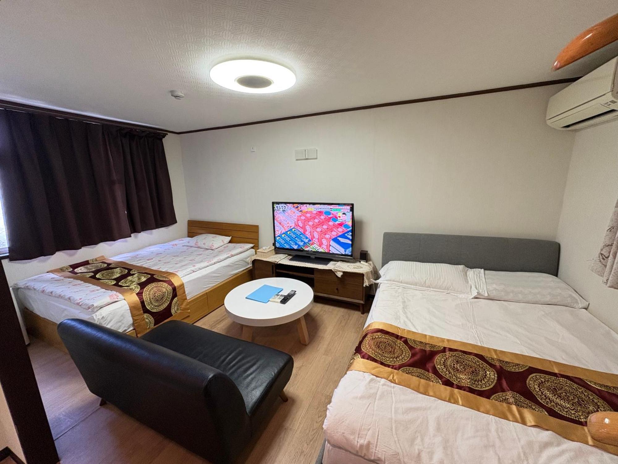 Guest house Sunflower 302 *