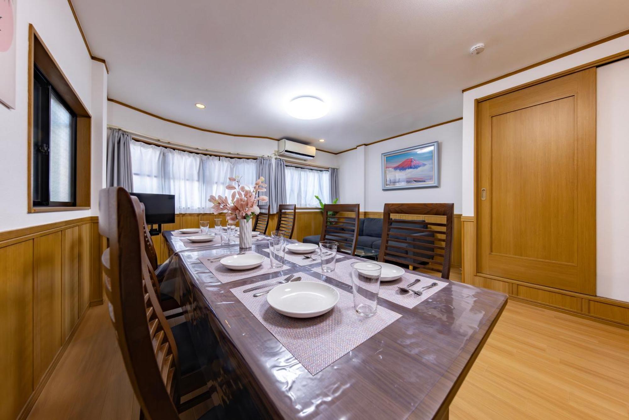Tsuruhashi House 5bedroom Apartment Osaka