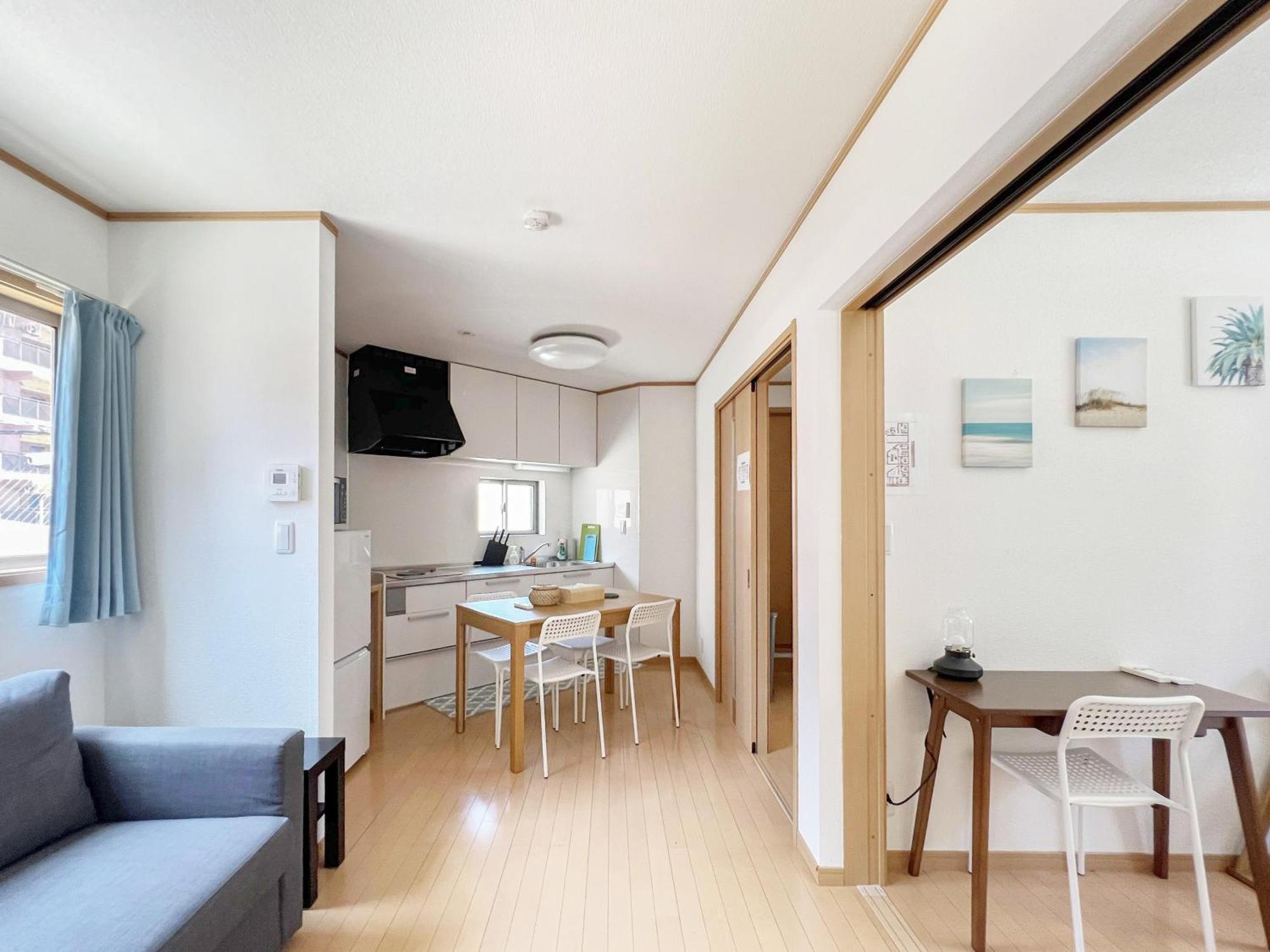 1 Stop To Namba!4 Bedrooms Parking Available Sumi Apartment *