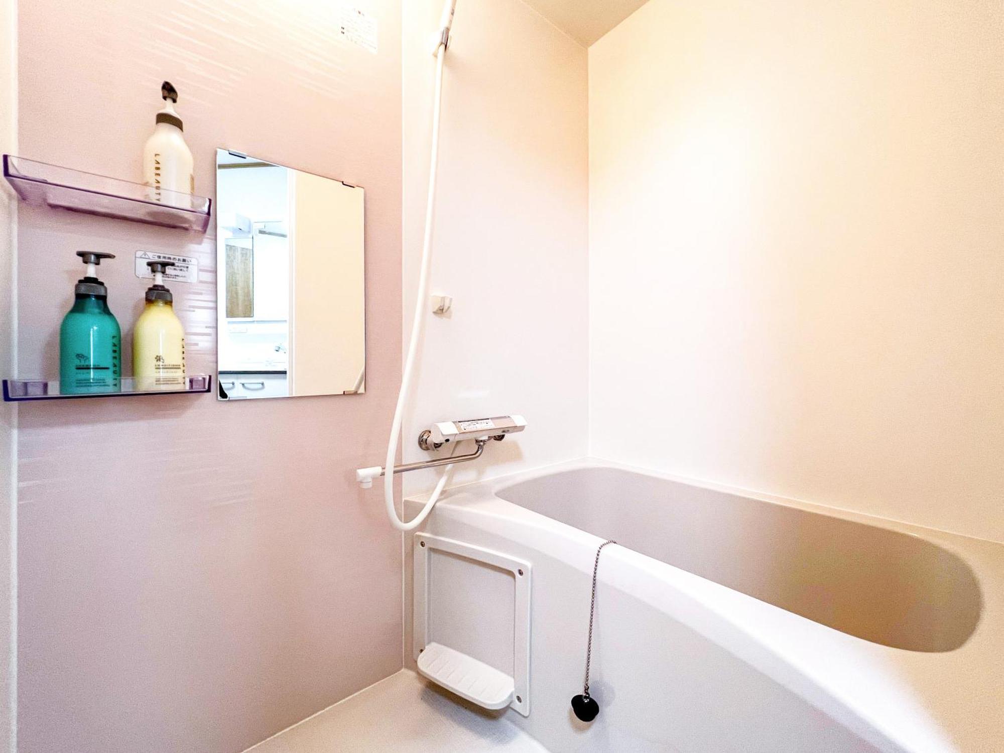 Apartment 1 Stop To Namba!4 Bedrooms Parking Available Sumi *