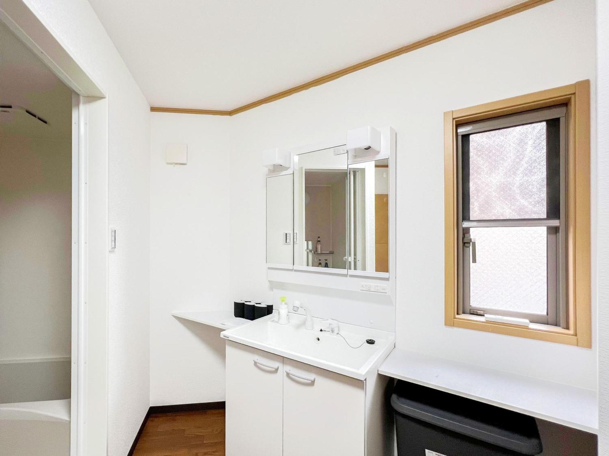 Apartment 1 Stop To Namba!4 Bedrooms Parking Available Sumi Osaka