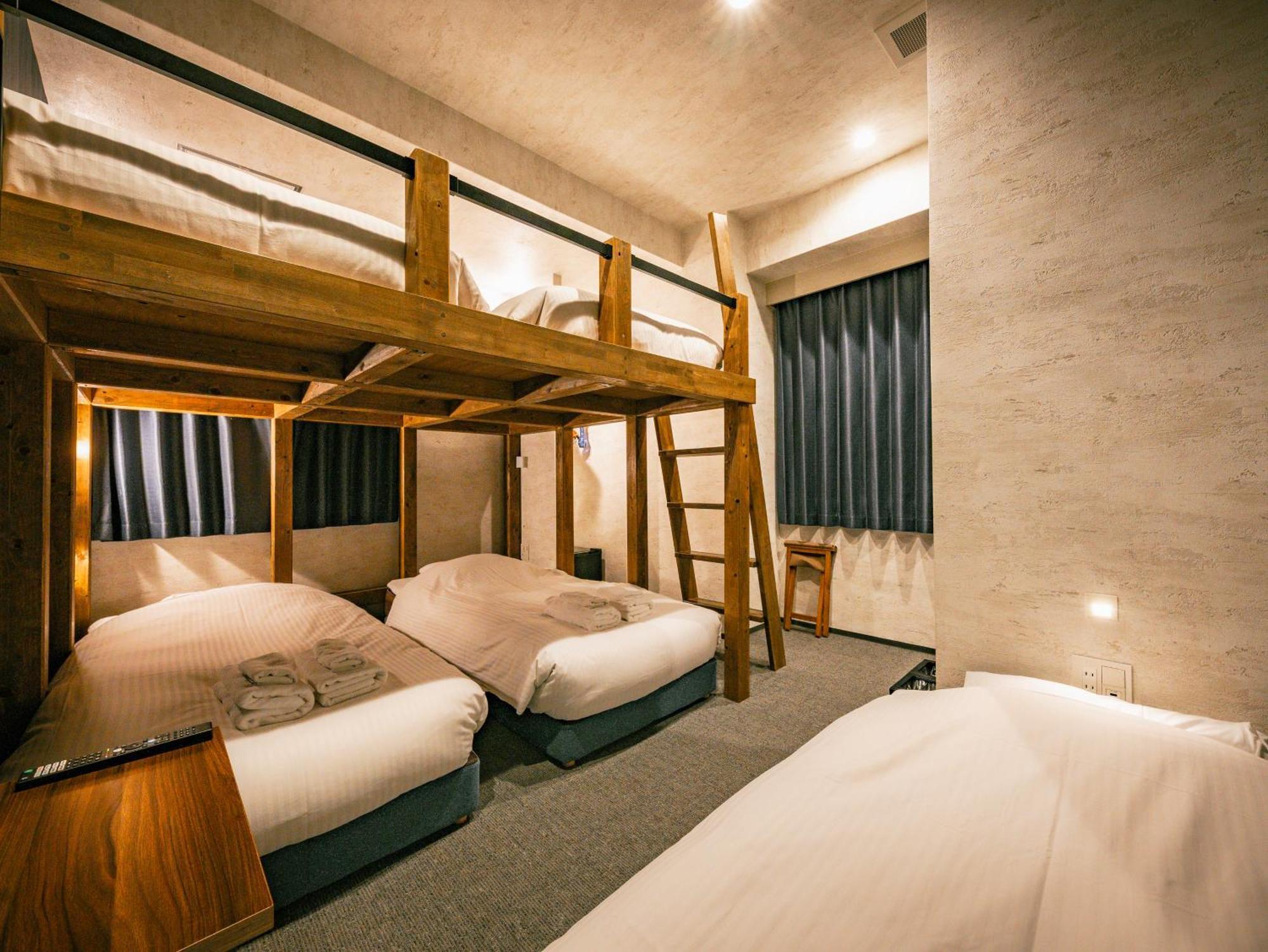 Wellstay Namba Hotel 3*