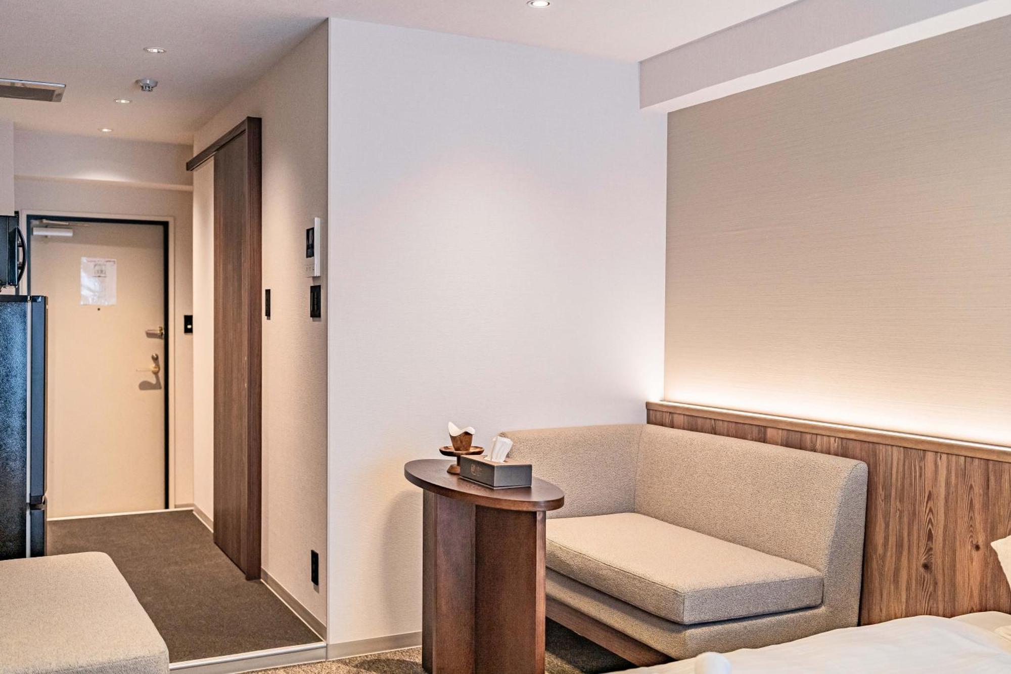 Lite House Shinsaibashi V Guest house