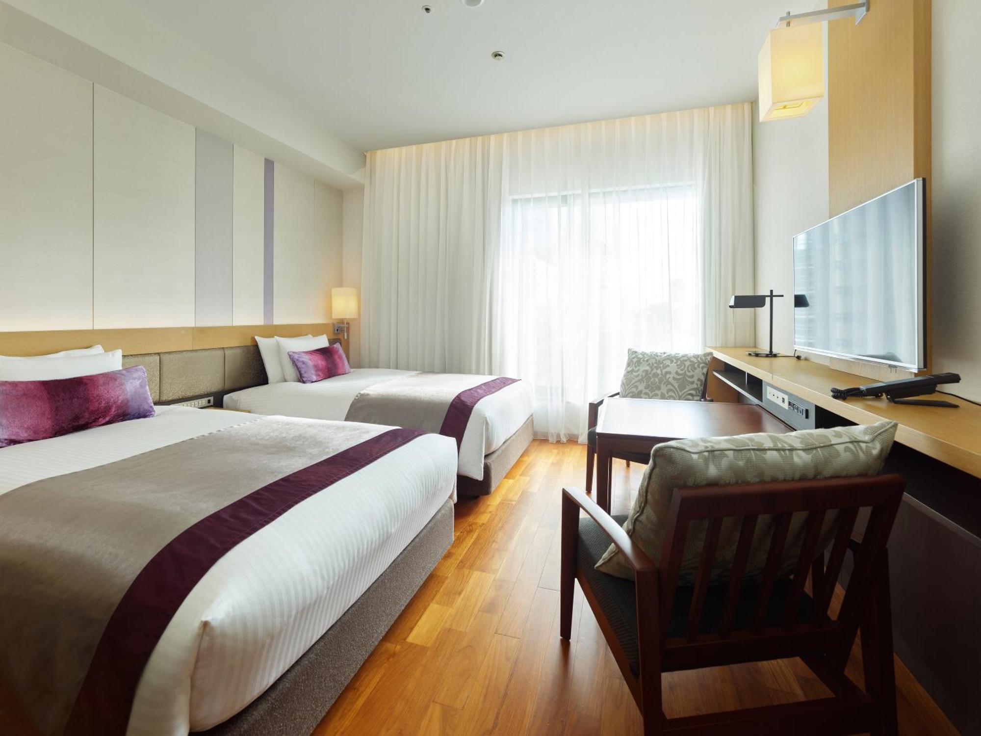 Mitsui Garden Premier Hotel 4*