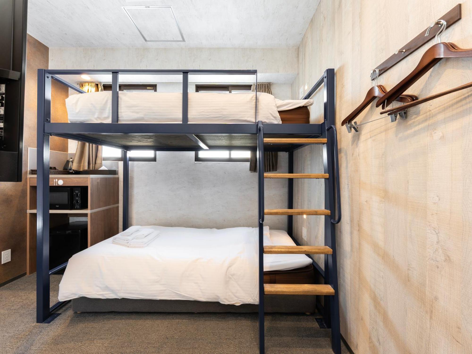 Wellstay Namba Hotel