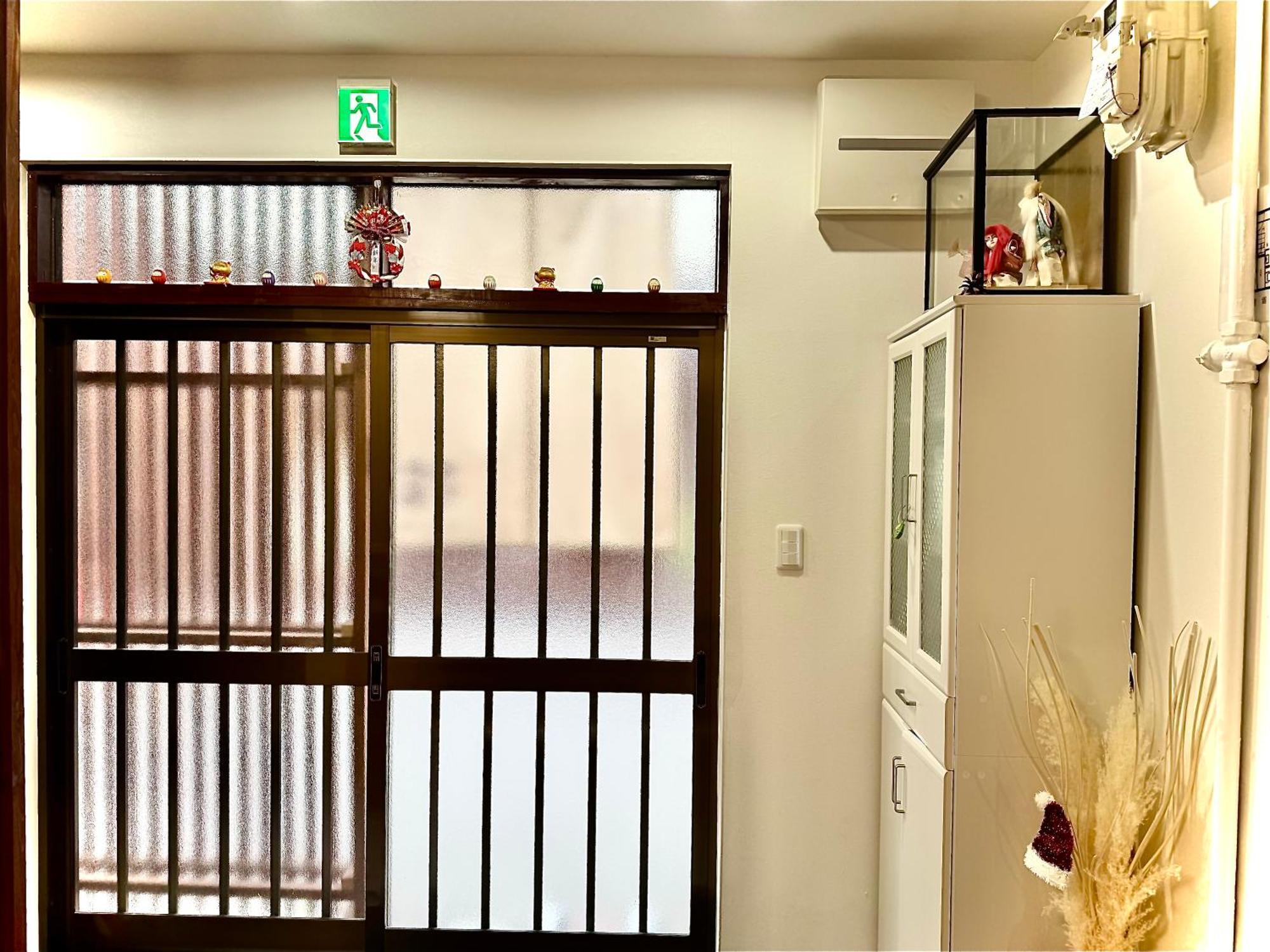 Villa 大阪站 梅田核心商圈 车站步行3分钟 100平超大獨棟别墅 适合家庭 团体 Osaka