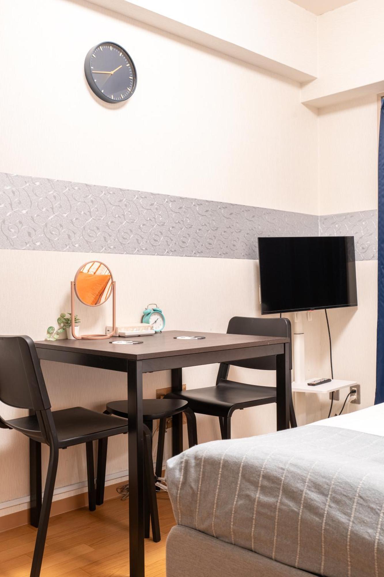 Aparthotel 天满桥 #有电梯 #步行大阪城 #赏樱花必打卡点 #直达梅田 京都 #多浴室多厕所非常适合家庭客人入住 #免费wifi *