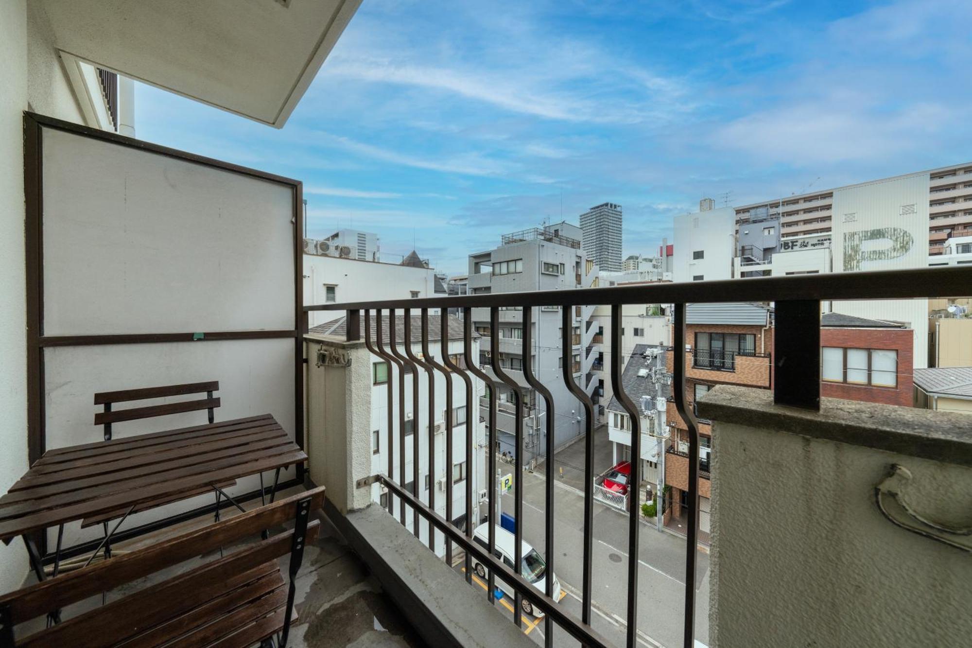 Apartment 独立した3部屋をご利用できます Osaka