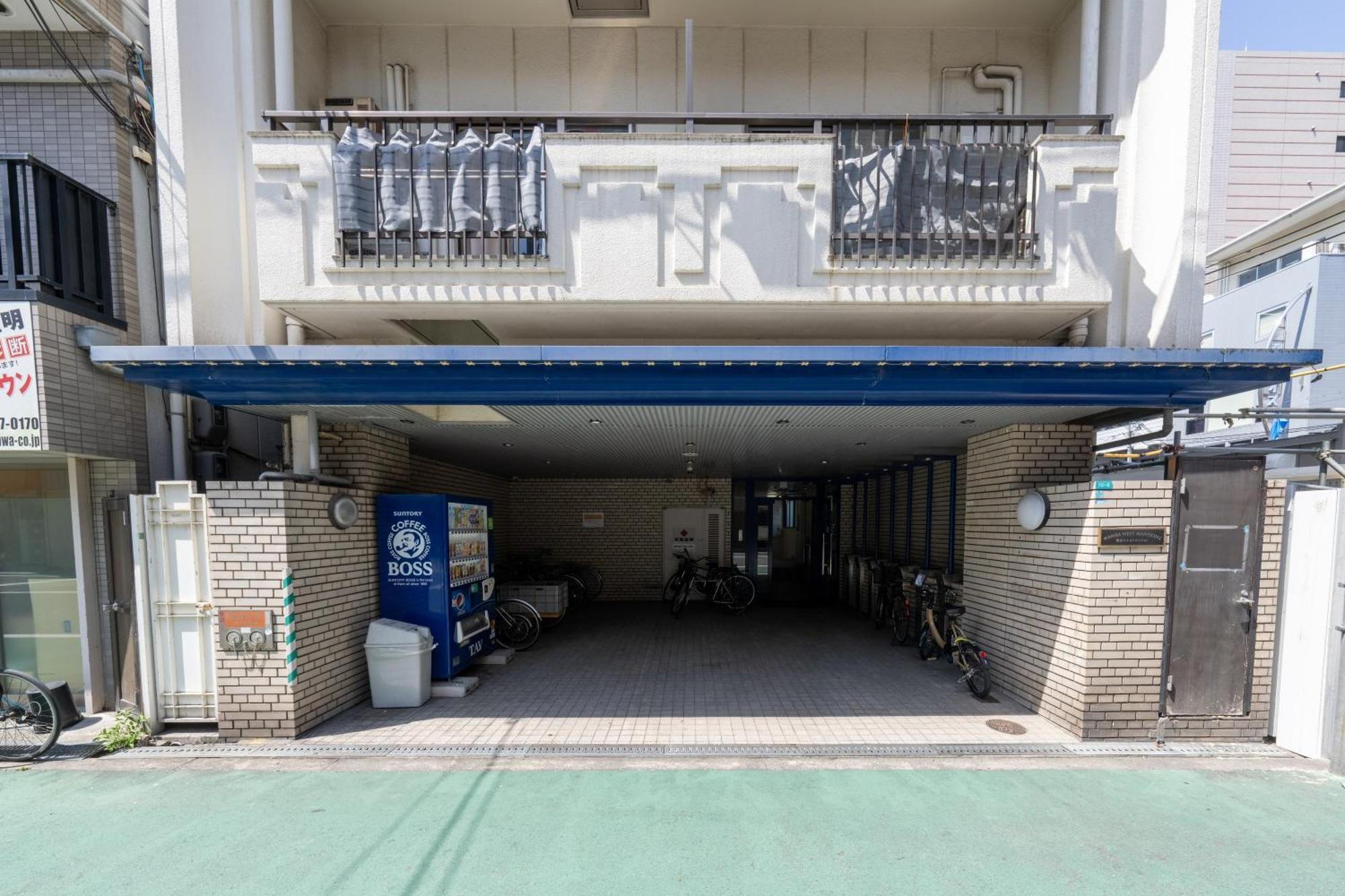 Apartment 独立した3部屋をご利用できます