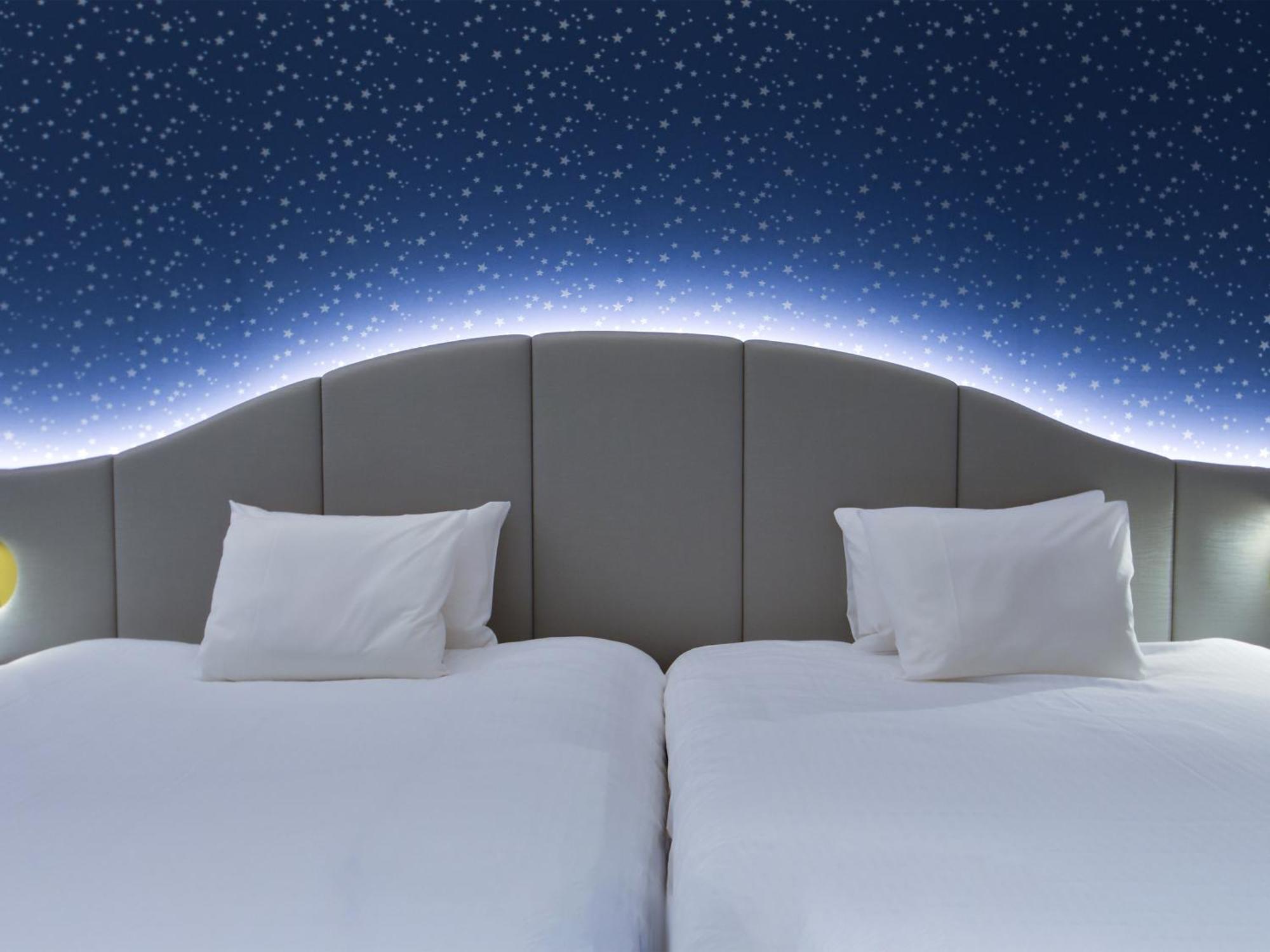 Hotel Universal Port 4*
