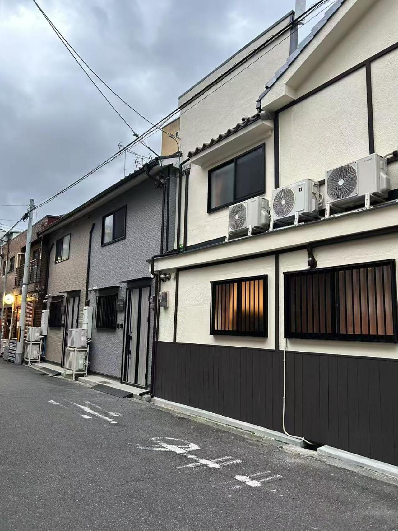Asobo Kuromon 3rd Osaka