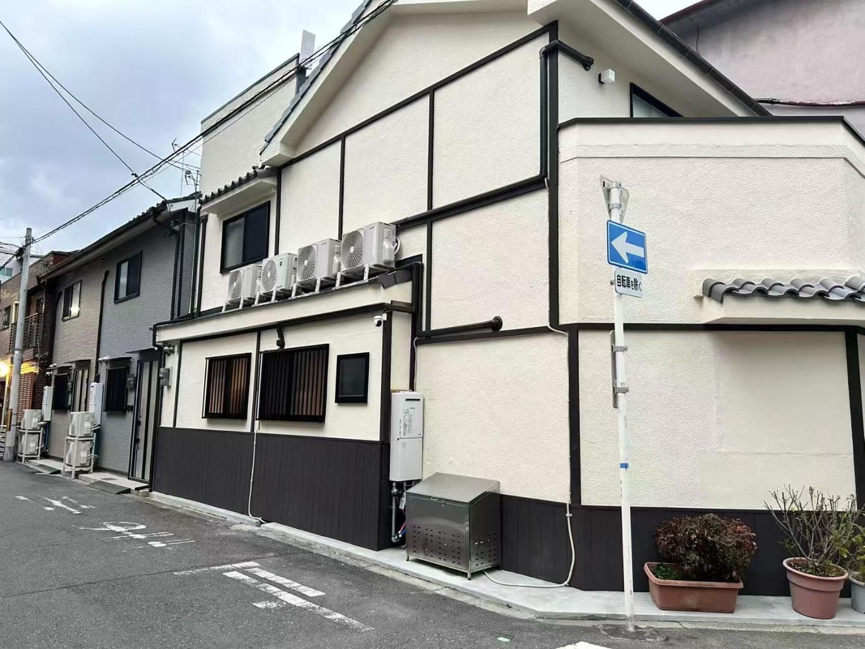 Asobo Kuromon 3rd * Osaka