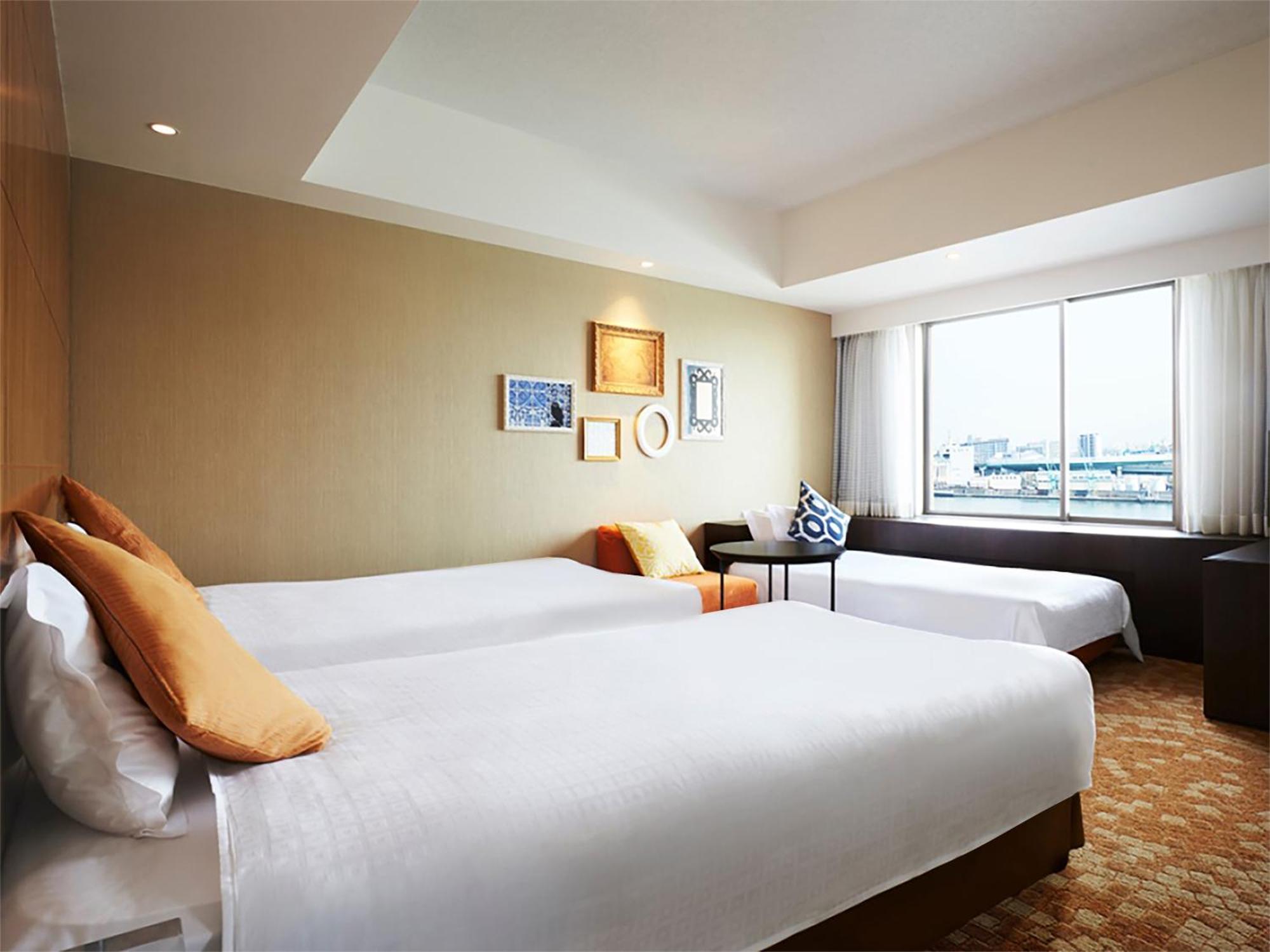 Hotel Universal Port 4*