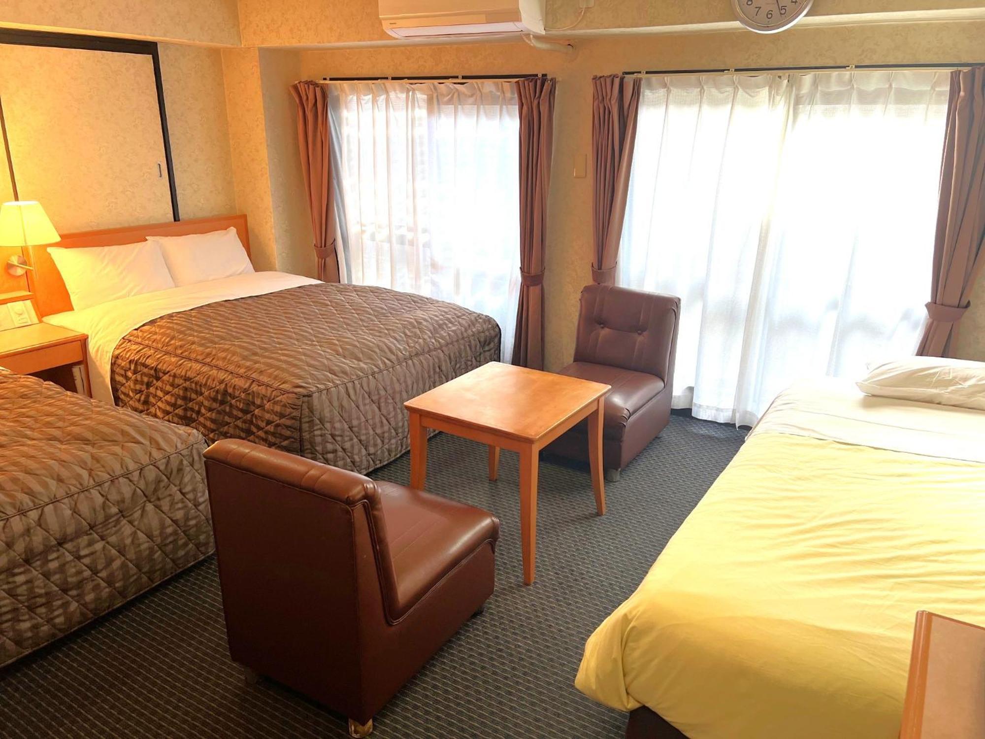 Business Sennichimae Hotel 3*
