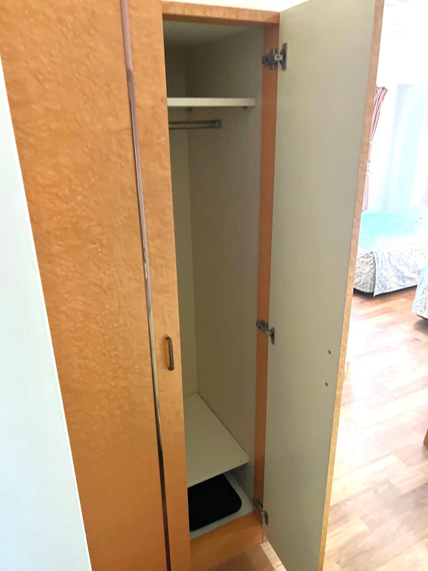 Hotel Business Sennichimae 3*