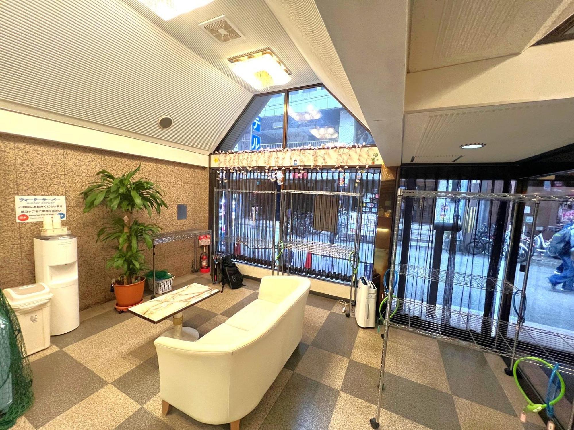 Hotel Business Sennichimae 3*
