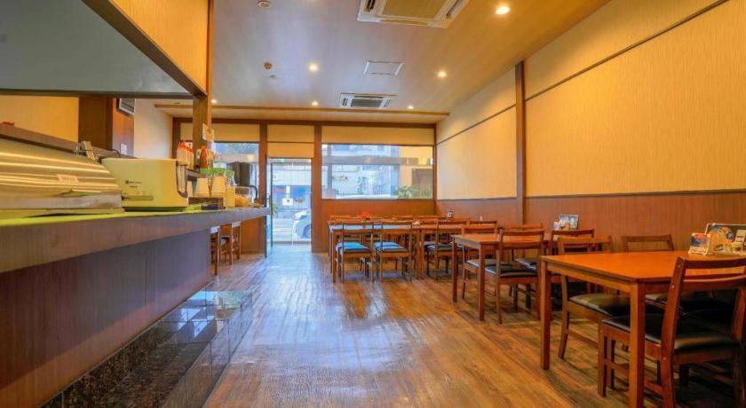 Naniwa Shinsekaimae Hotel Osaka