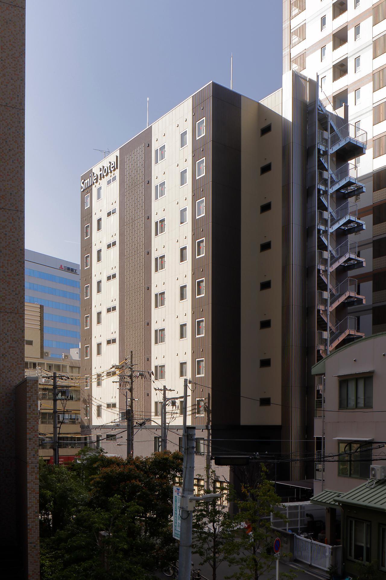 Smile Nakanoshima Hotel 3*