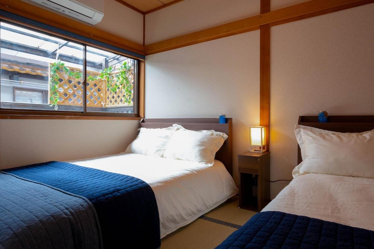 The Blue Traditional House In * Osaka